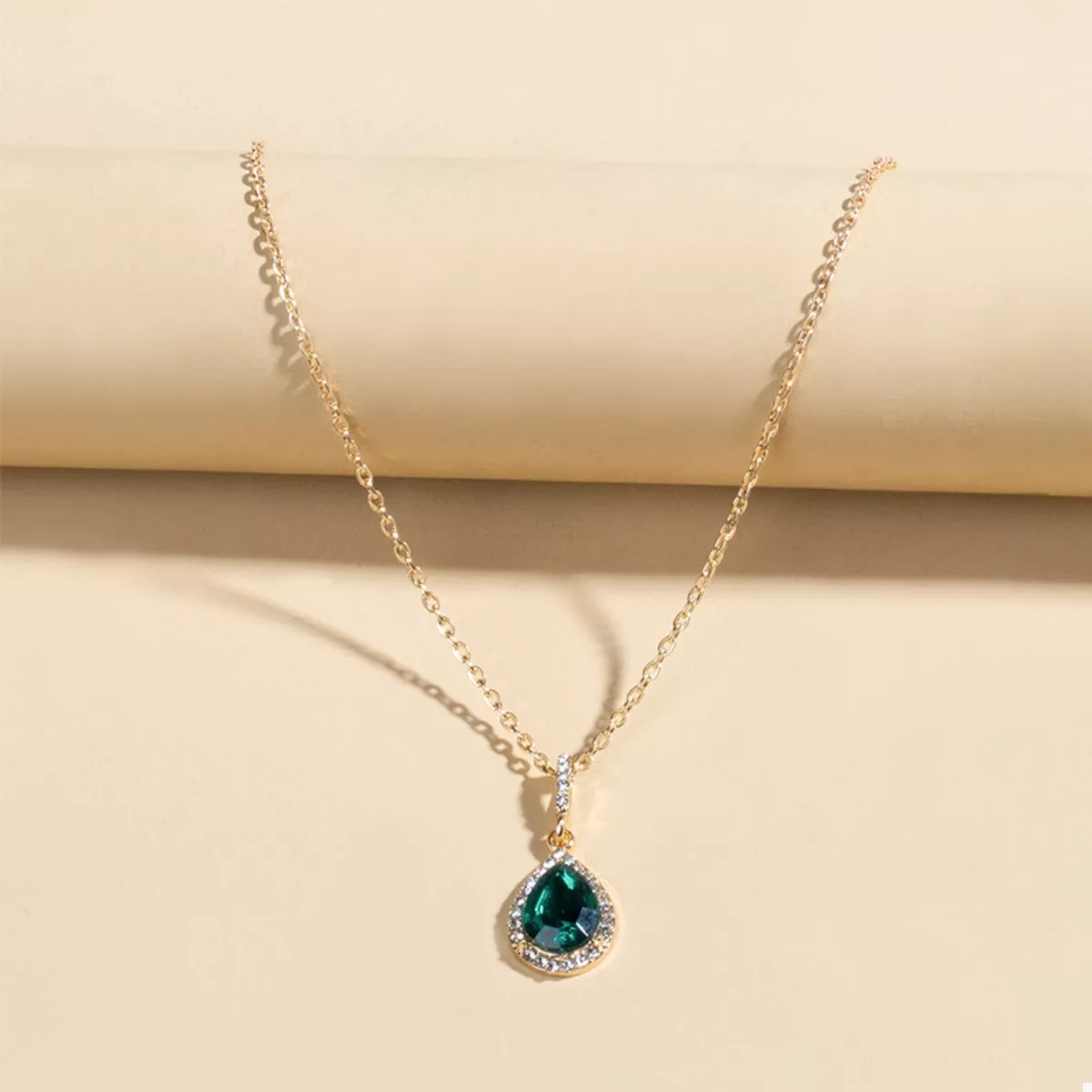 18K Gold-Plated Teardrop Pendant Necklace - Image 3