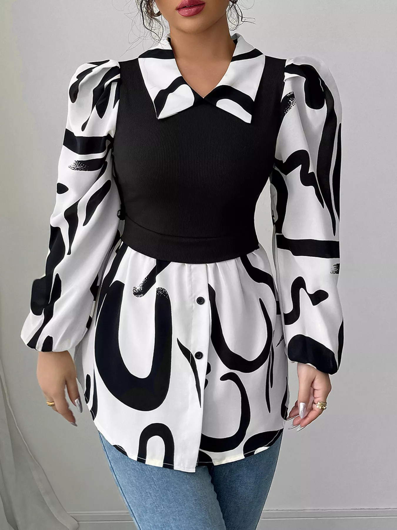 Abstract Print Long Sleeve Blouse - Image 4