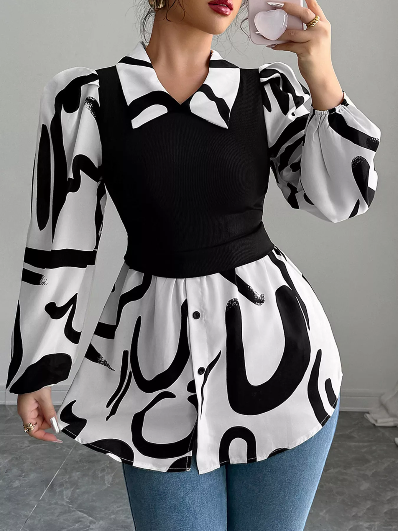Abstract Print Long Sleeve Blouse - Image 5