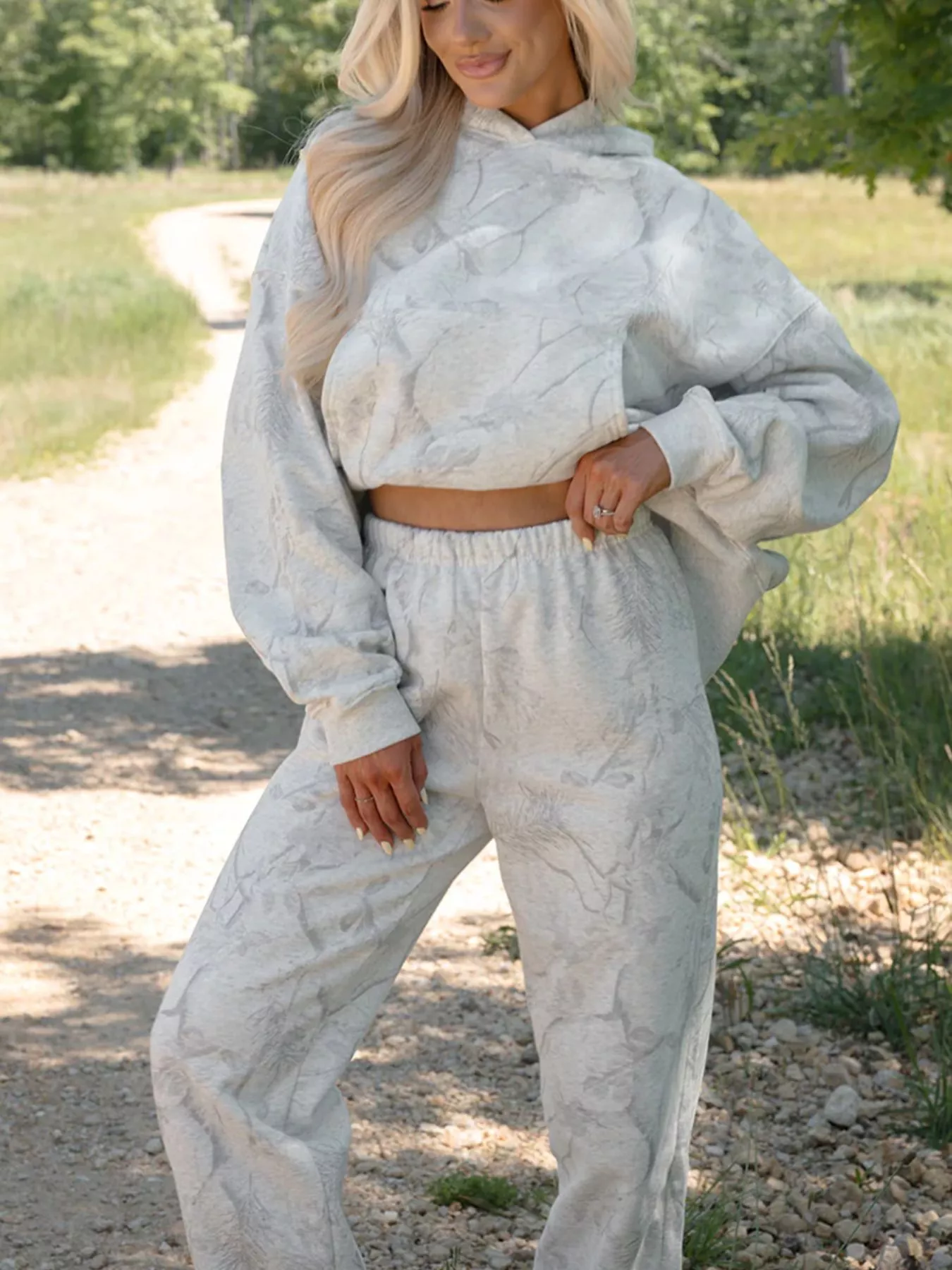 Abstract Print Loose Drop Sleeve Hoodie and Elastic Waistband Pants Set - Image 2