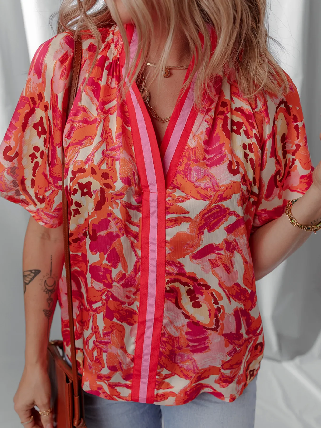 Abstract Print Striped Trim Split Neck Blouse - Image 6