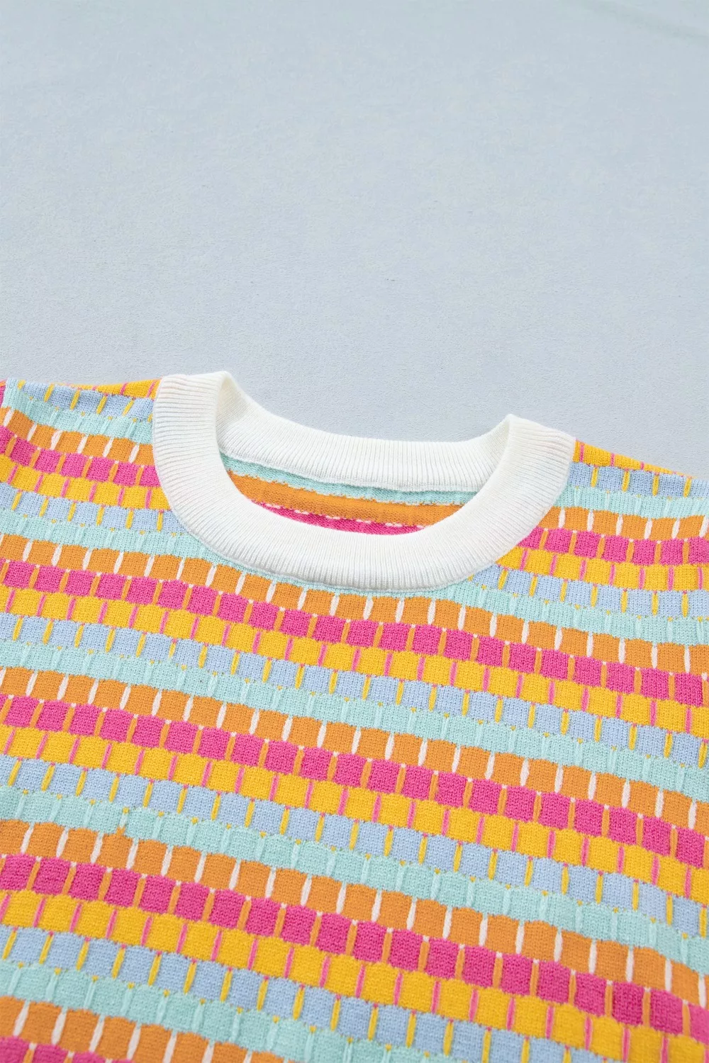 Abstract Striped Knit Short Sleeve Sweater - Image 5
