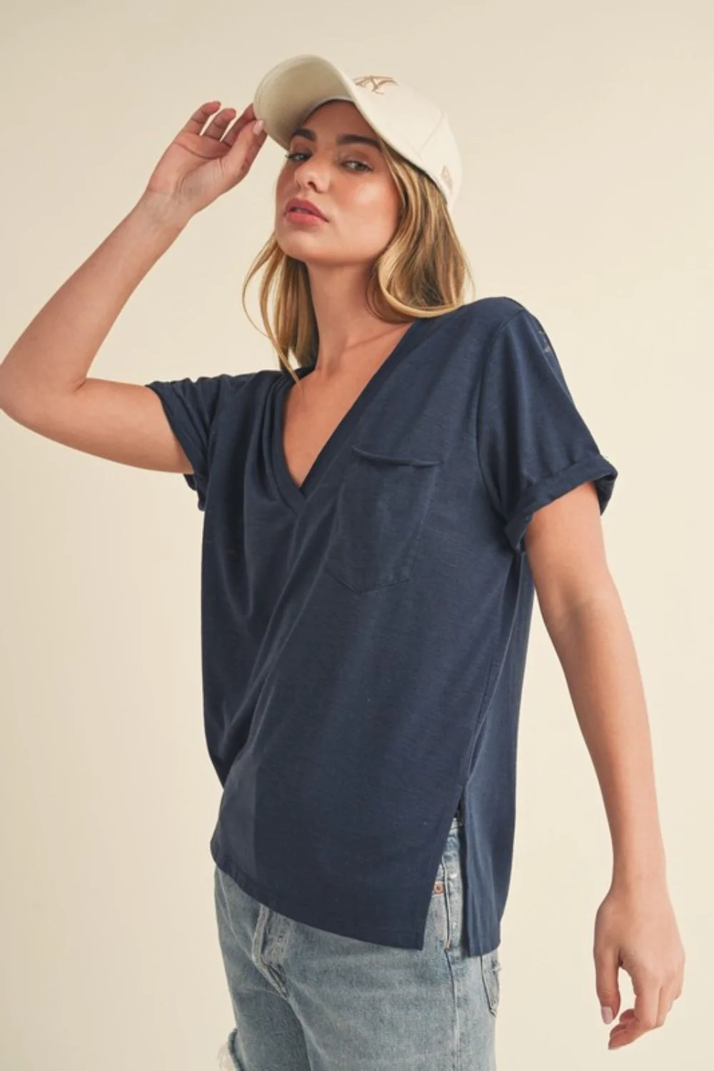 Aemi + Co Side Slit V-Neck Short Rolled Sleeve T-Shirt - Image 2