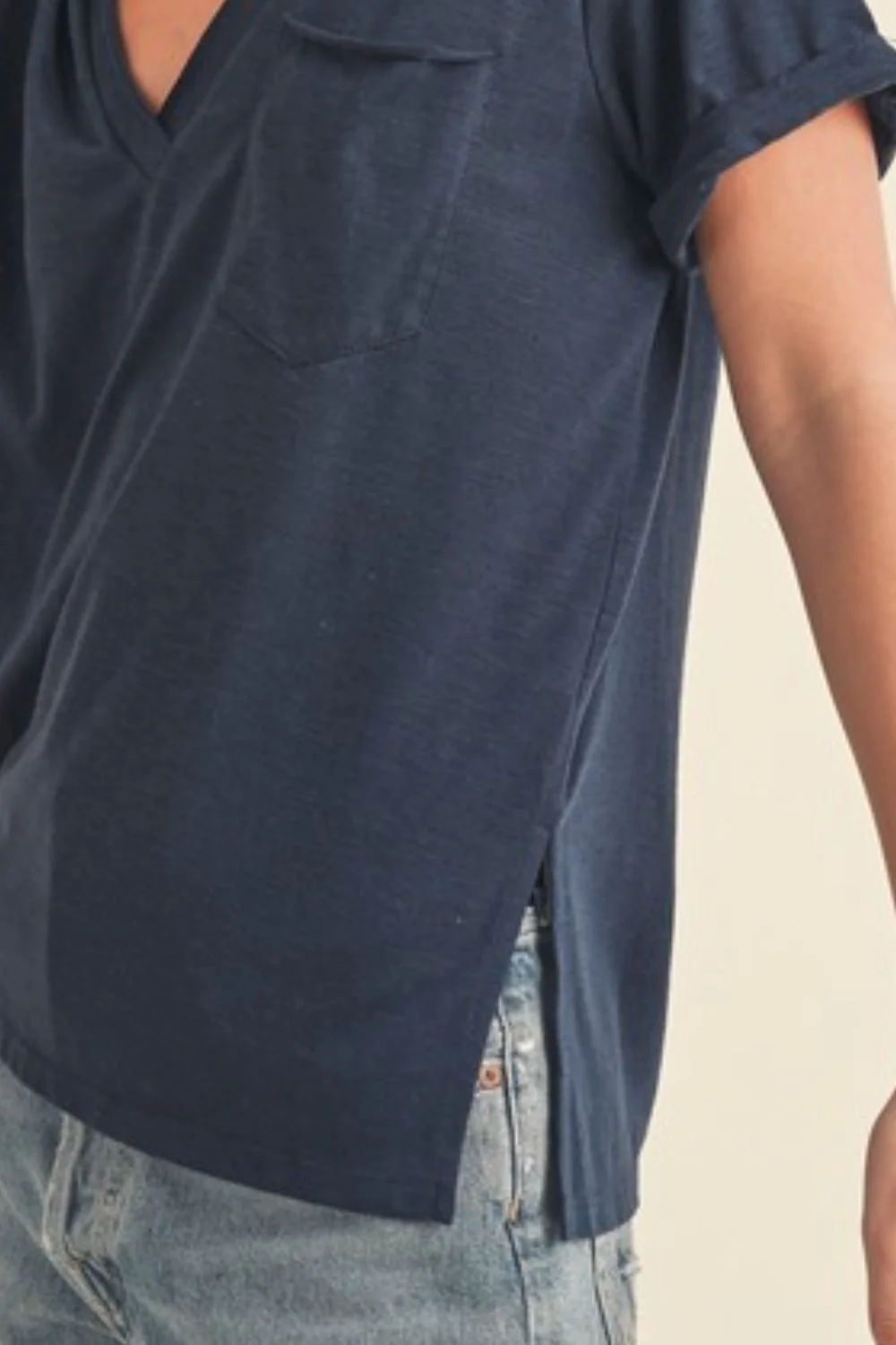 Aemi + Co Side Slit V-Neck Short Rolled Sleeve T-Shirt - Image 3