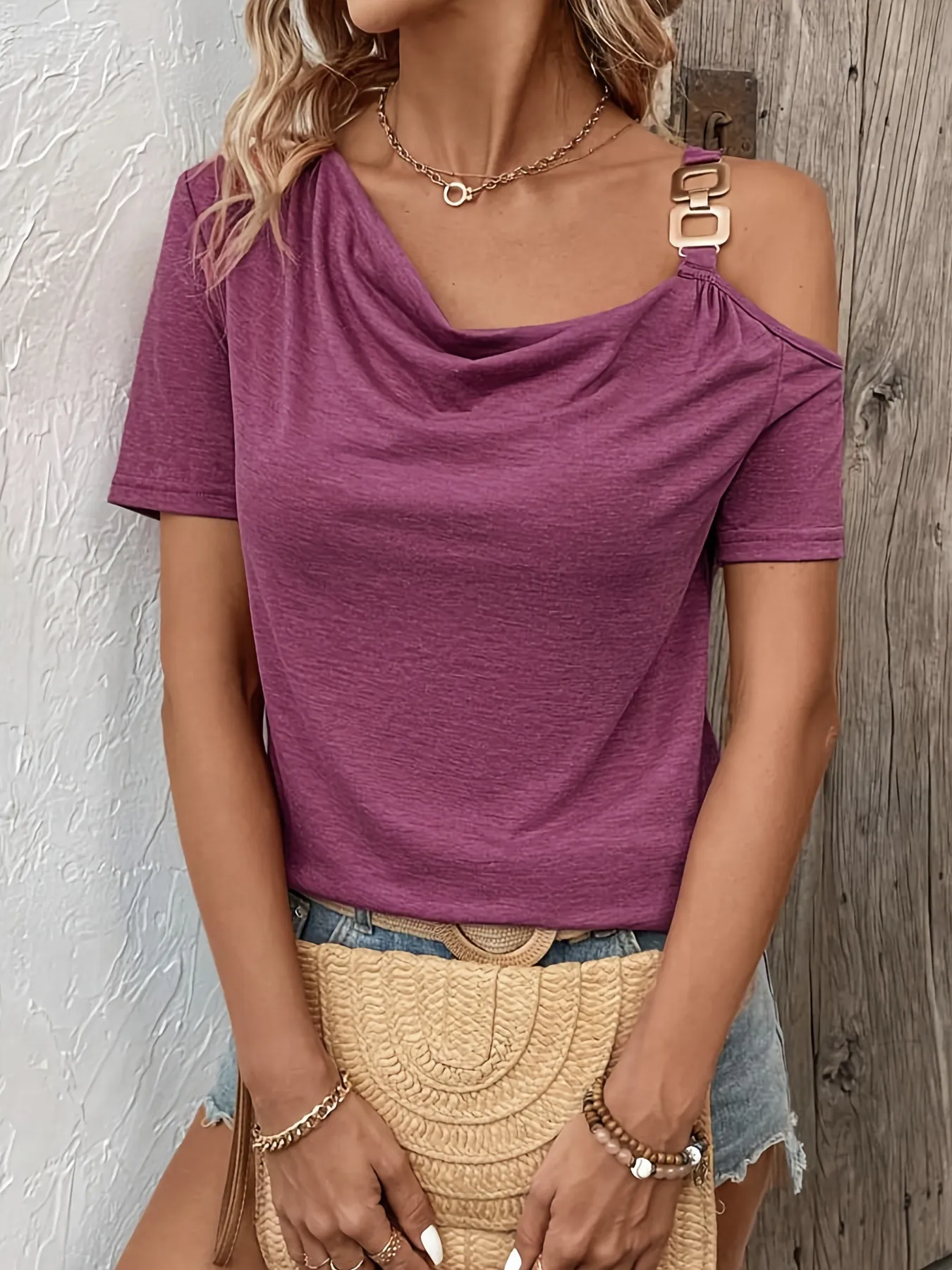 Asymmetric Shoulder T-Shirt with Metal Buckle Detail - Image 2