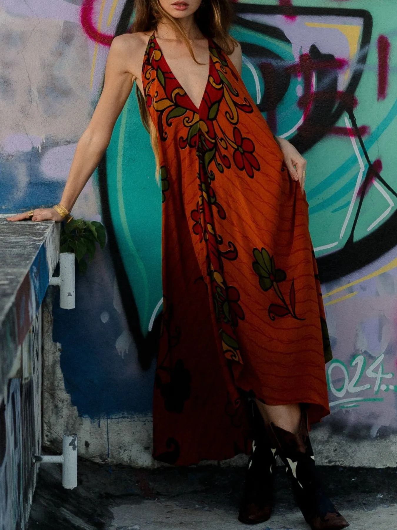 Asymmetrical Hem Printed Halter Neck Dress - Image 19