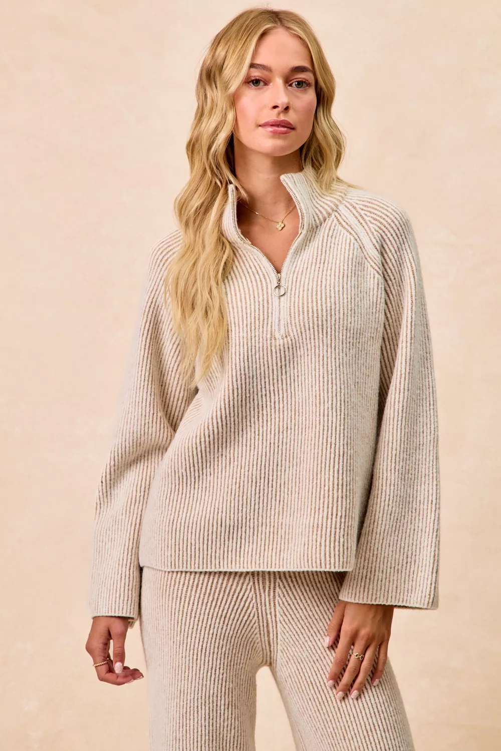 BiBi Two Tone Rib Texured Knit Collared Top with Zip Up - Image 13