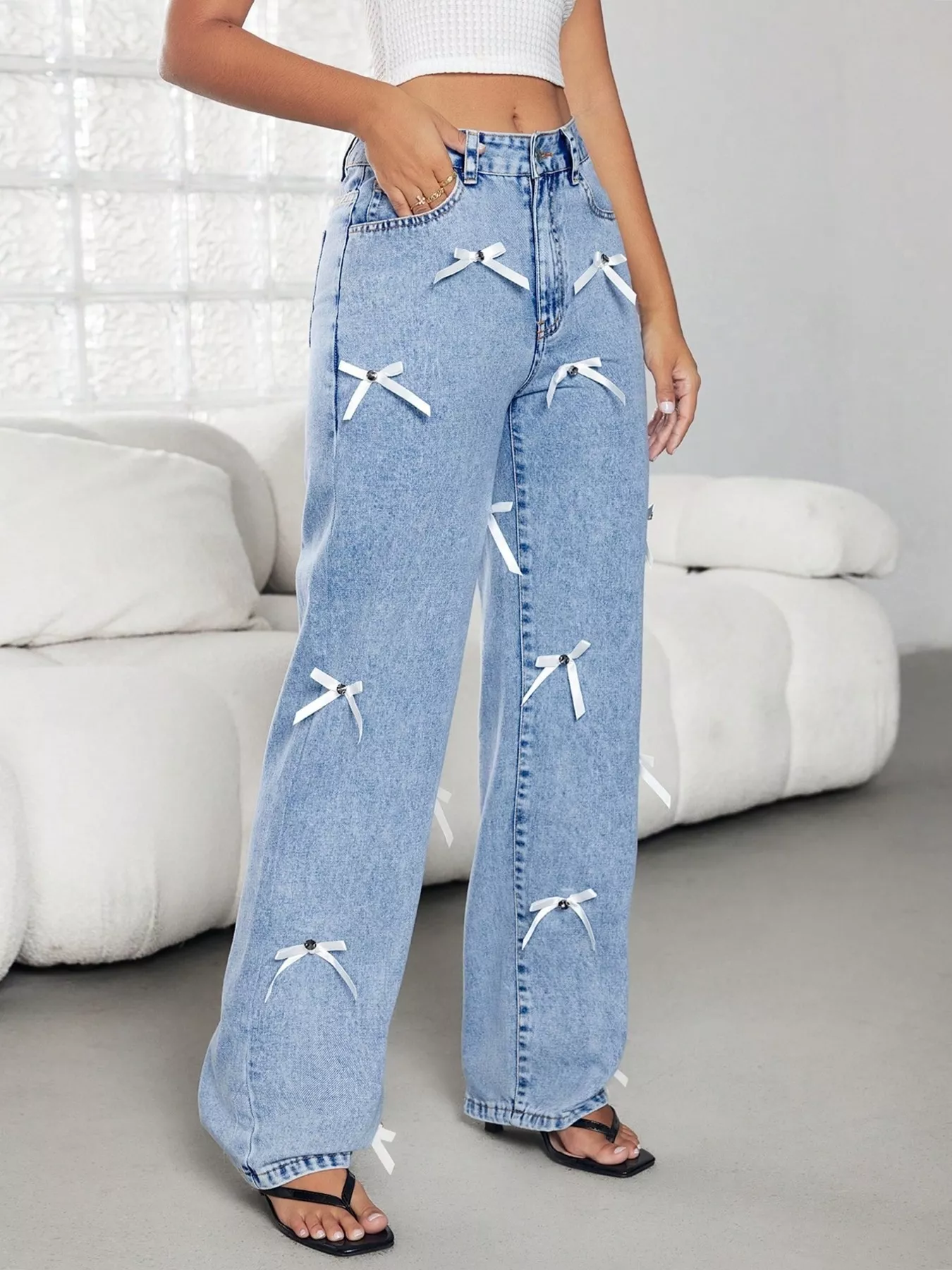 Bow Decor High Waist Wide Leg Jeans - Image 3