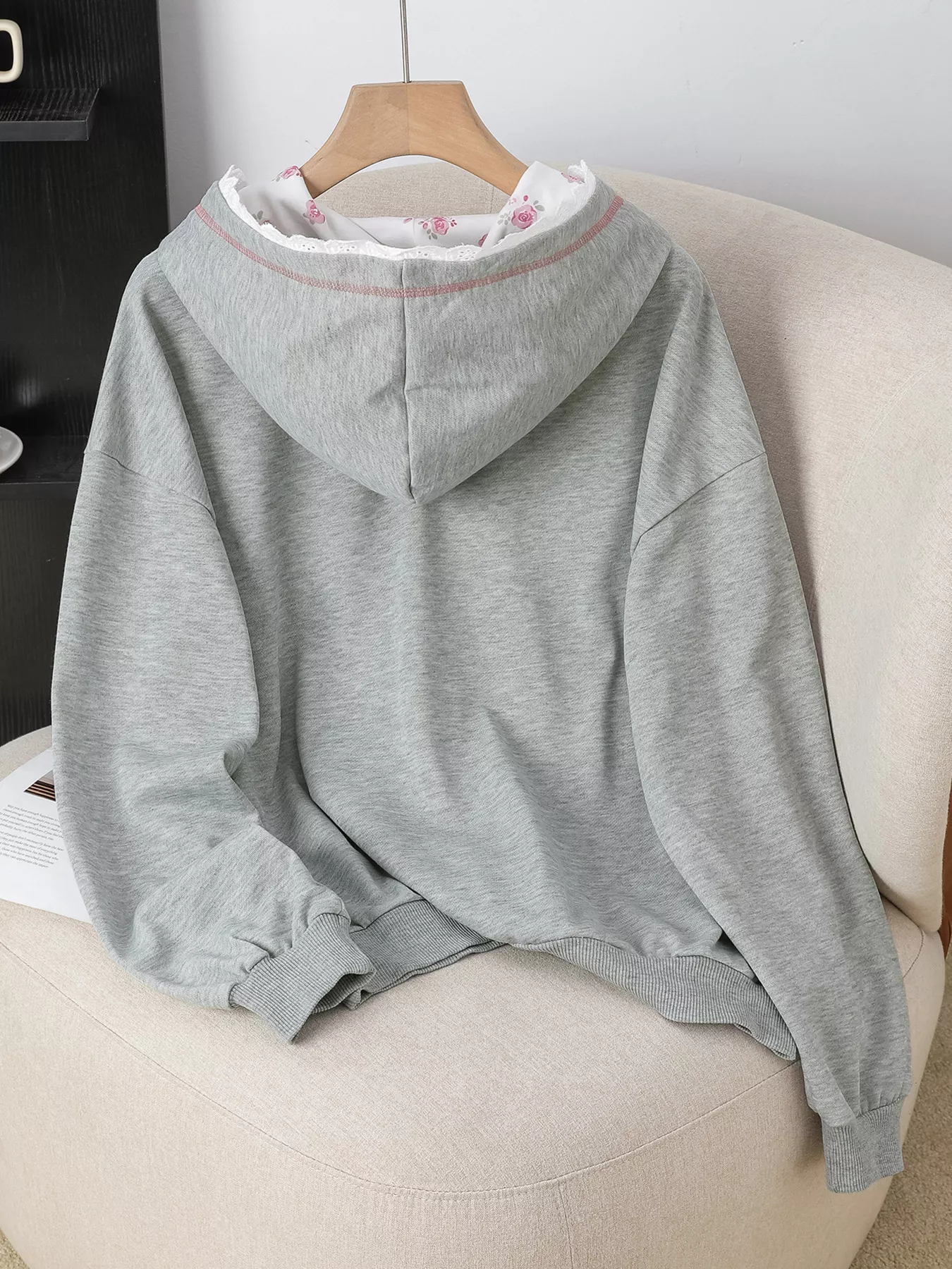 Bow Embroidered Long Sleeve Hoodie - Image 2