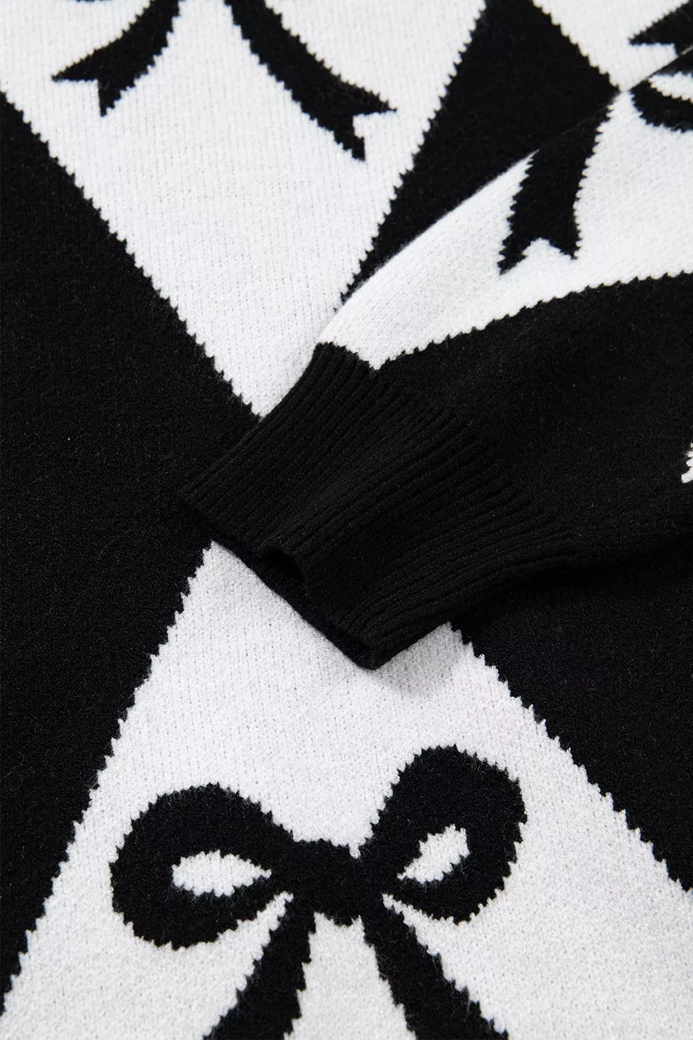 Bow Pattern Long Sleeve Contrast Sweater - Image 7
