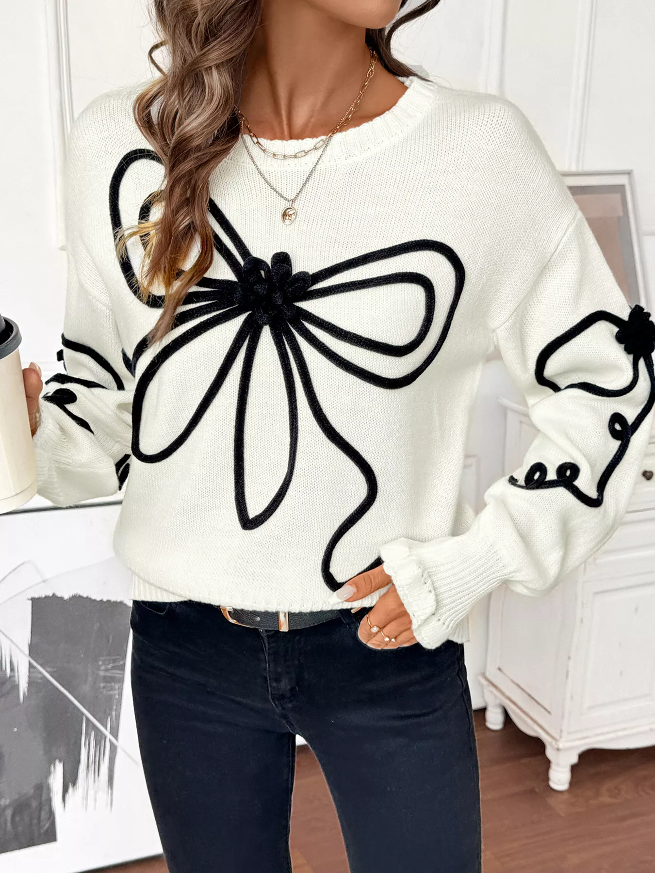 Bow Pattern Long Sleeve Sweater - Image 3