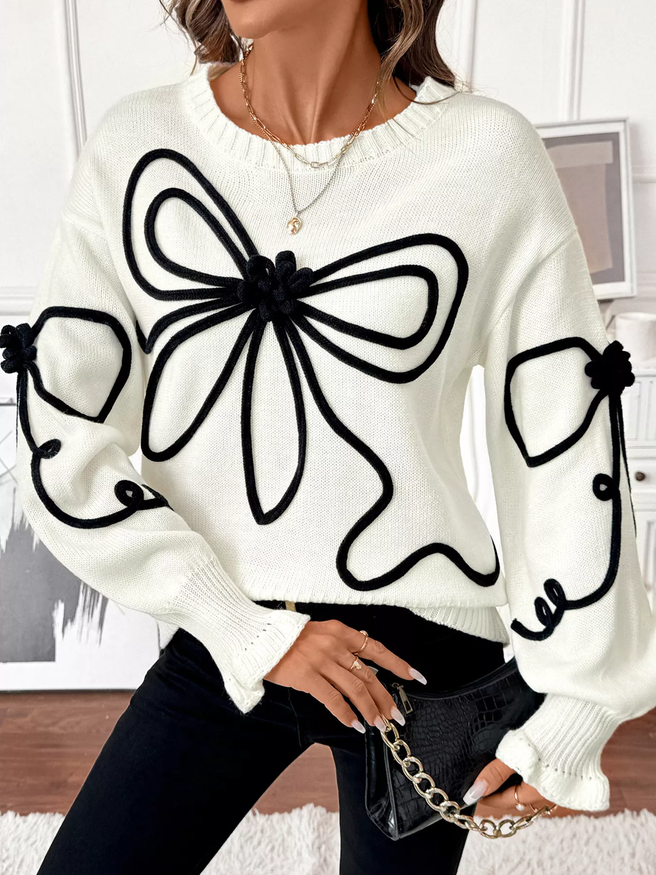 Bow Pattern Long Sleeve Sweater - Image 4