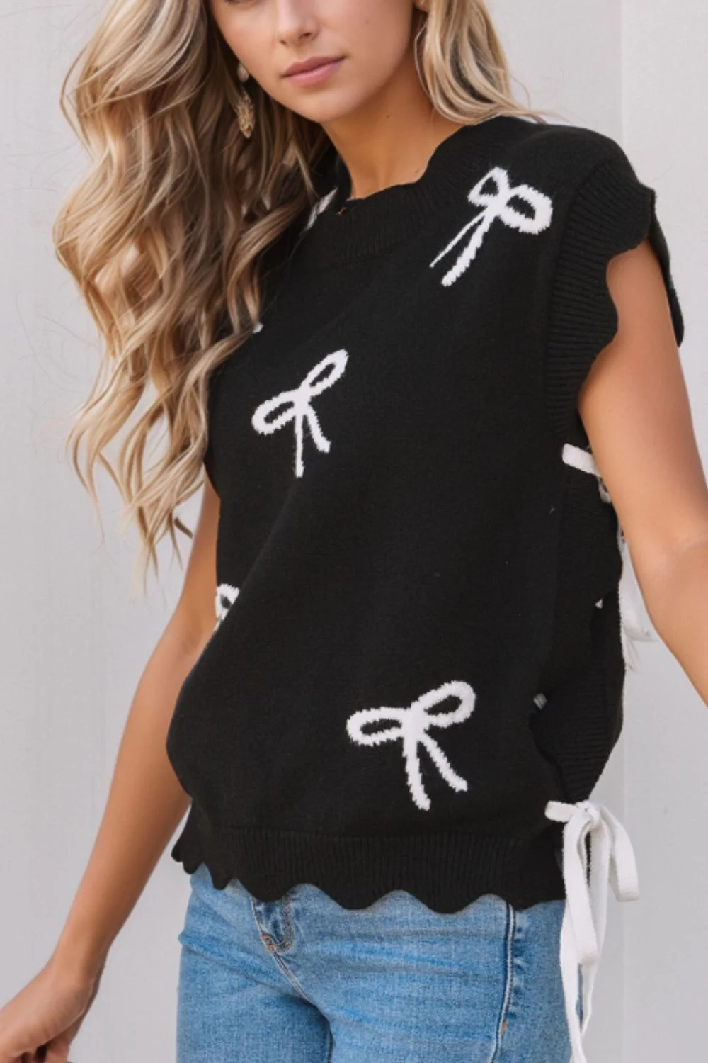 Bow Side Ties Scalloped Hem Cap Sleeve Sweater - Image 2