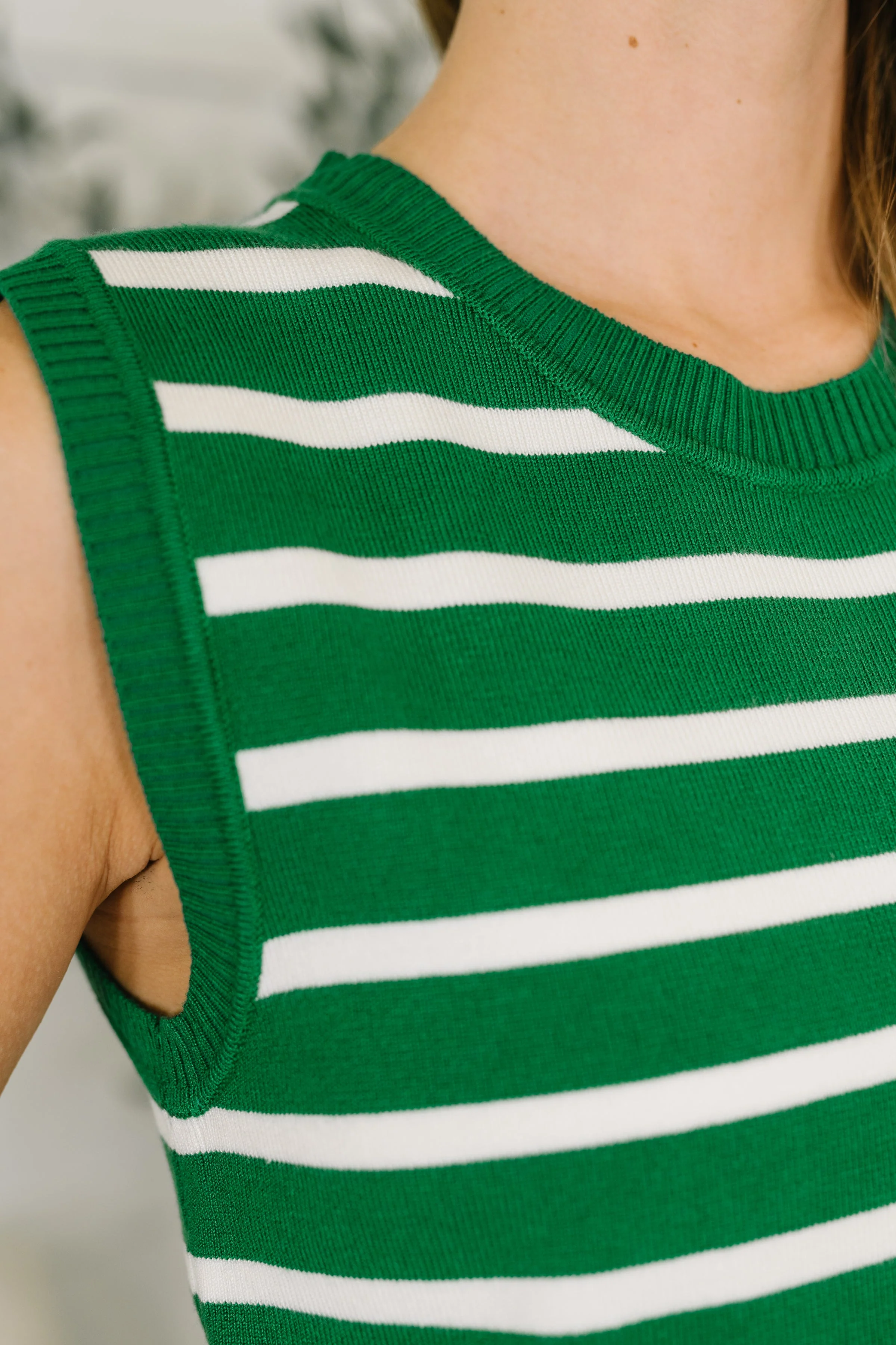 Bring You Close to Me Sleeveless Sweater Vest - Image 2