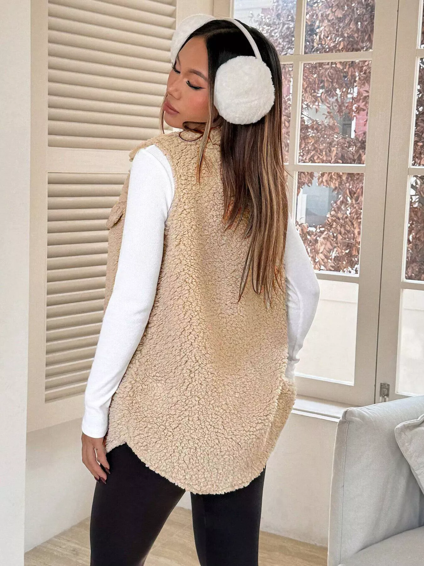 Button-Down Sherpa Fleece Vest Coat - Image 8