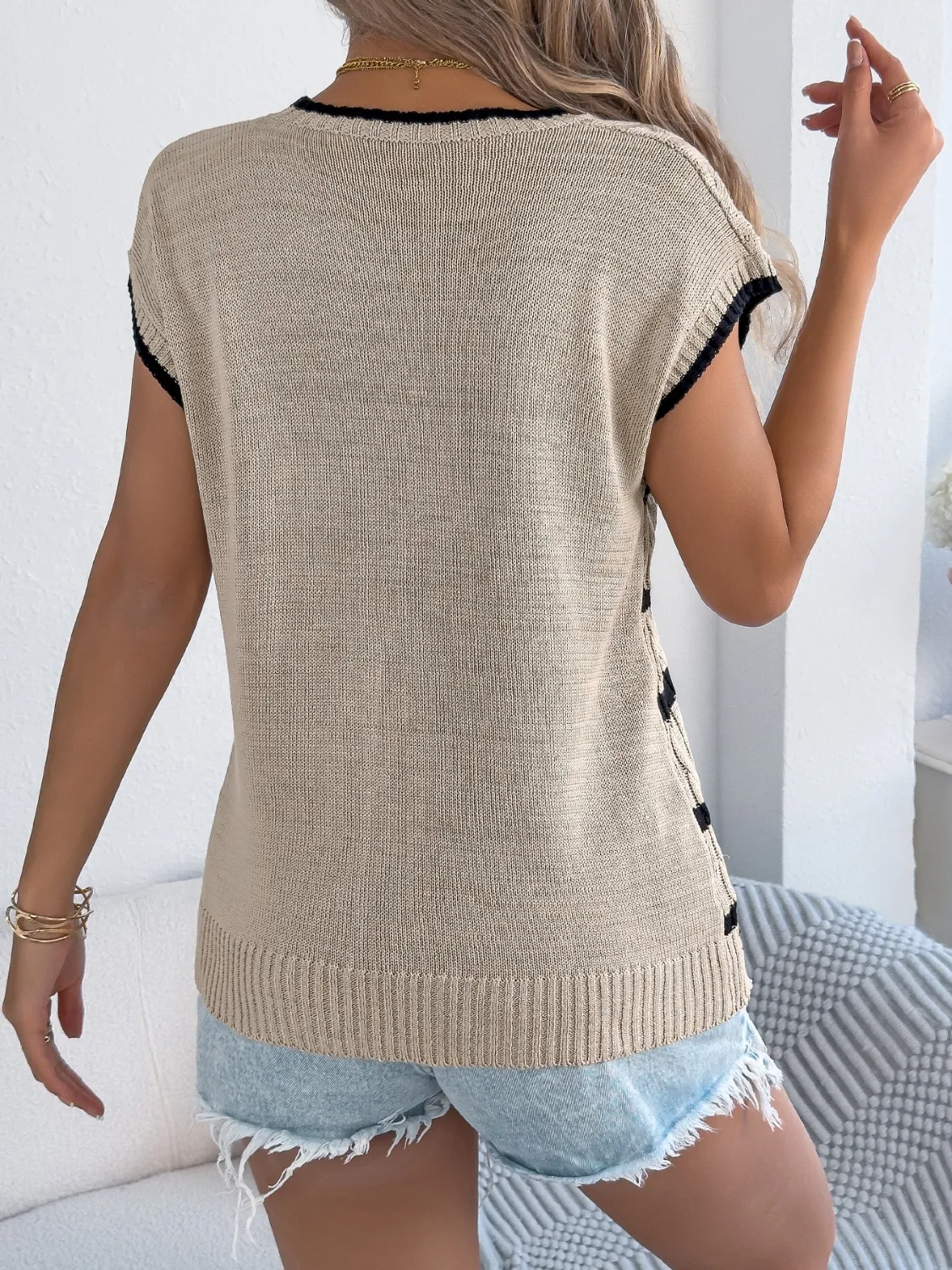 Cable-Knit Striped Round Neck Knit Top - Image 10