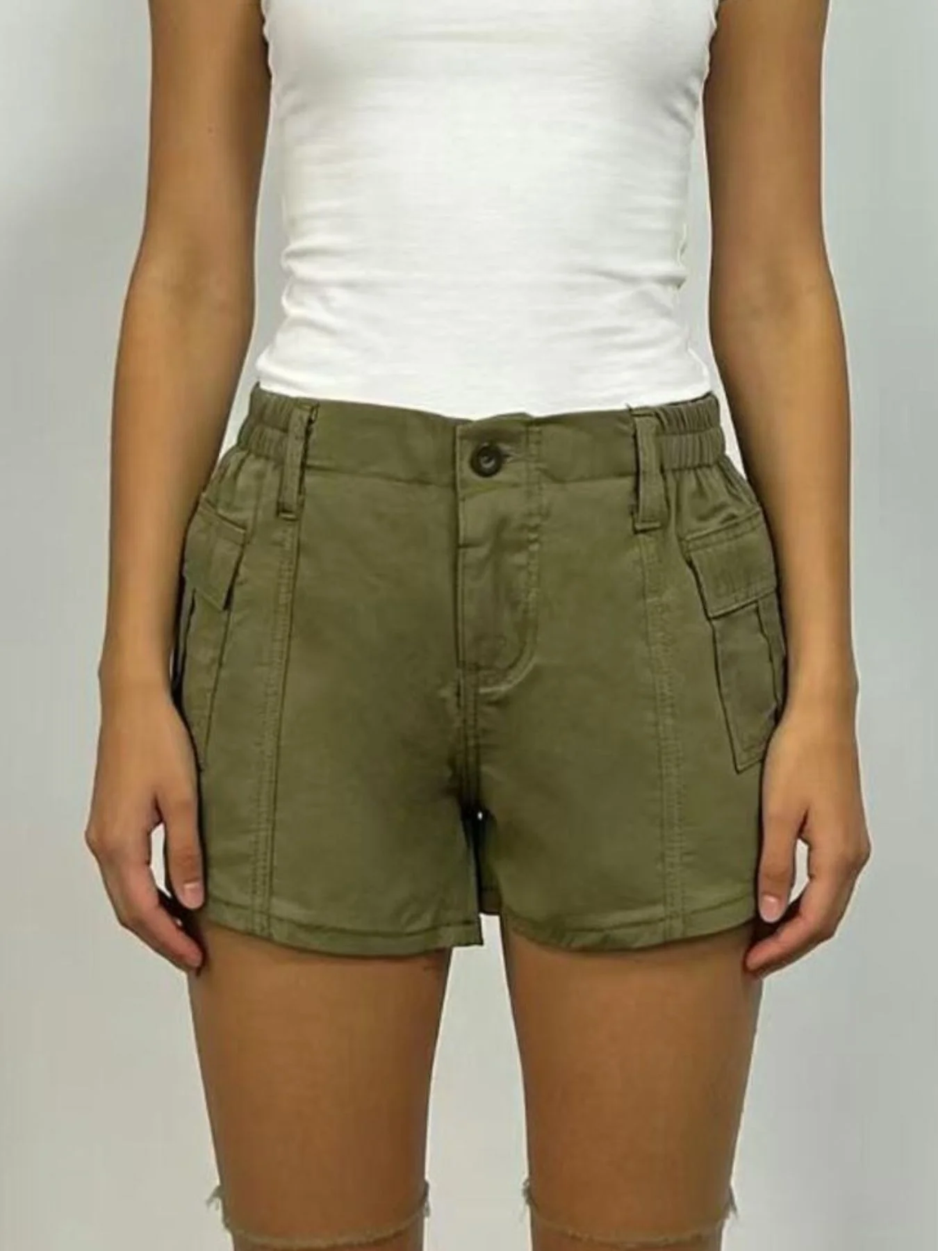 Casual Pocketed Shorts - Image 6