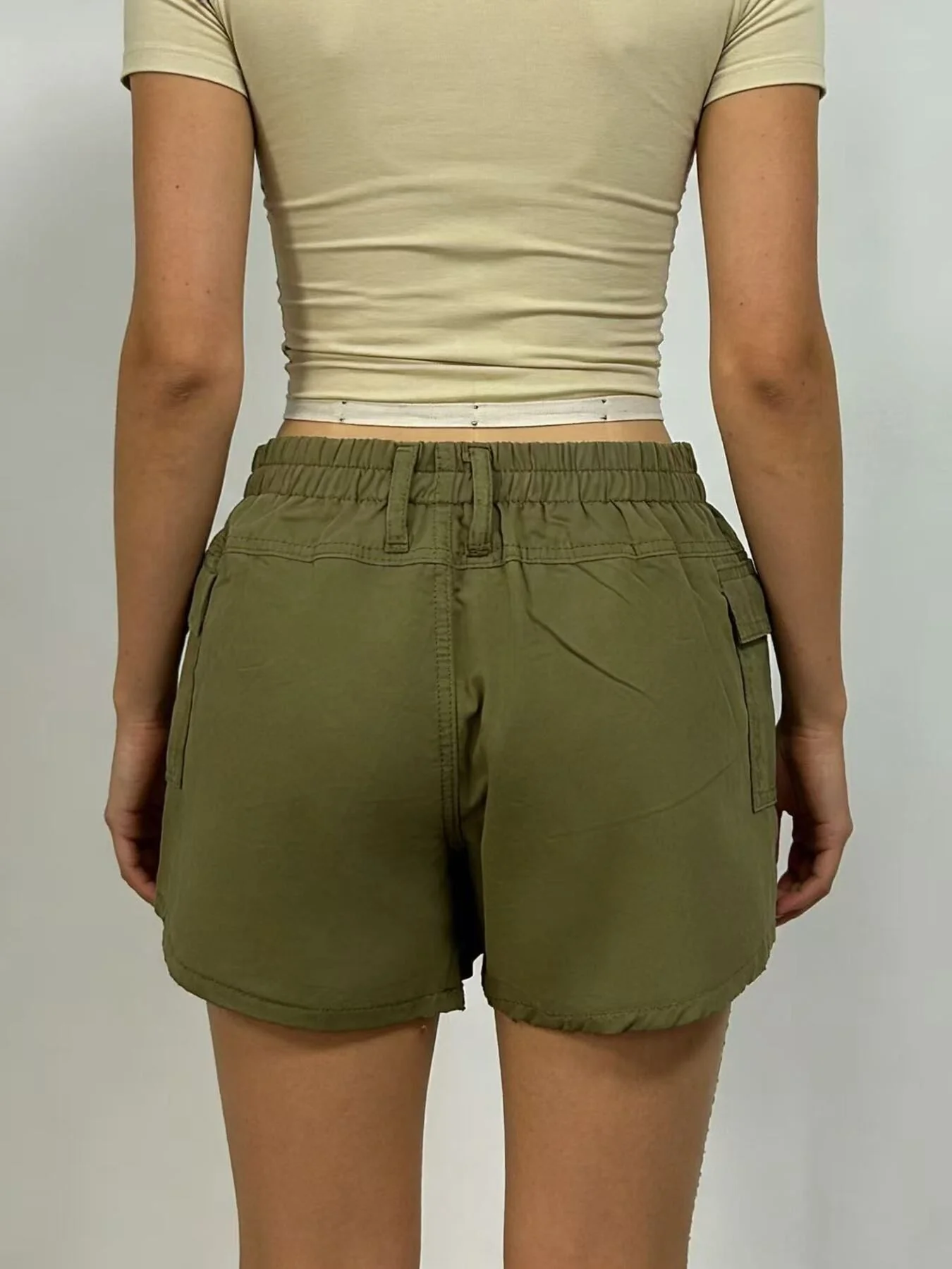 Casual Pocketed Shorts - Image 8