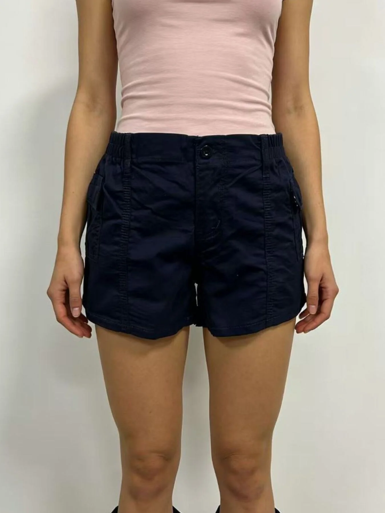 Casual Pocketed Shorts - Image 9
