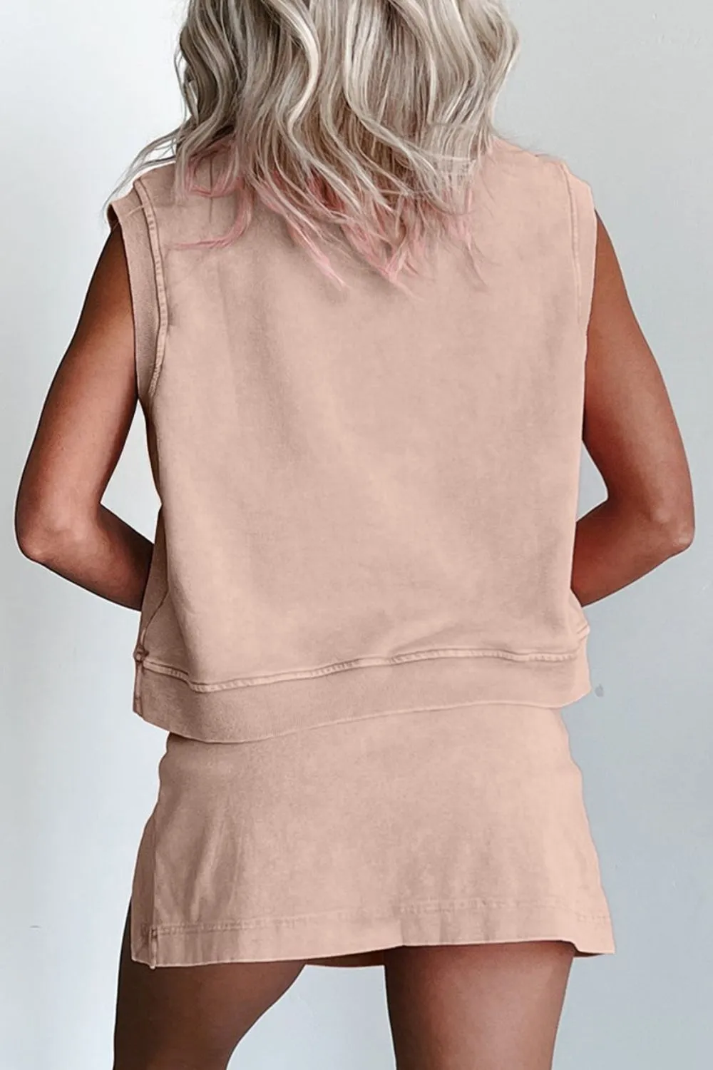Casual Sleeveless Tank Top and Shorts Set - Image 4