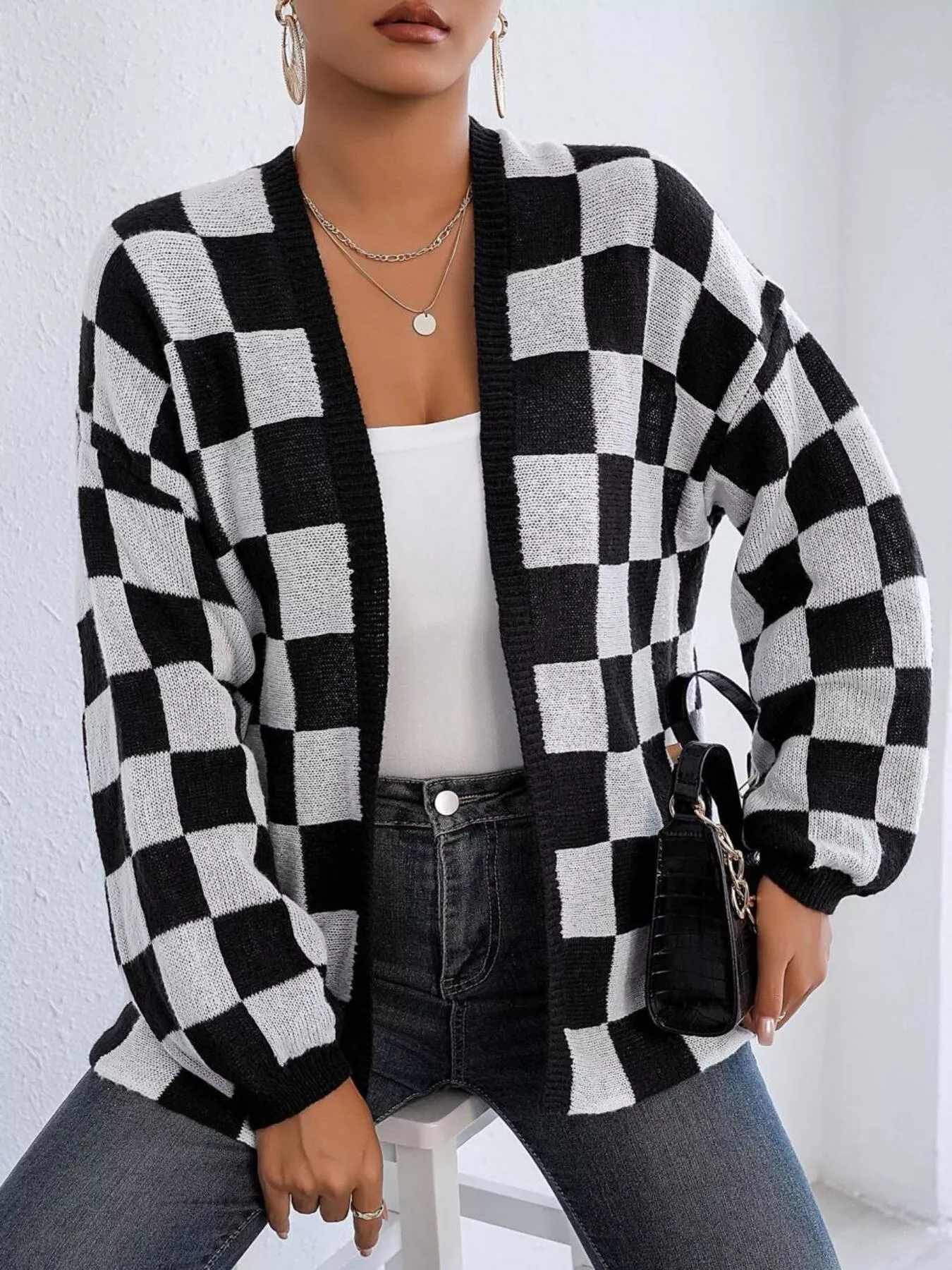 Checkerboard Pattern Open Front Knit Cardigan - Image 2