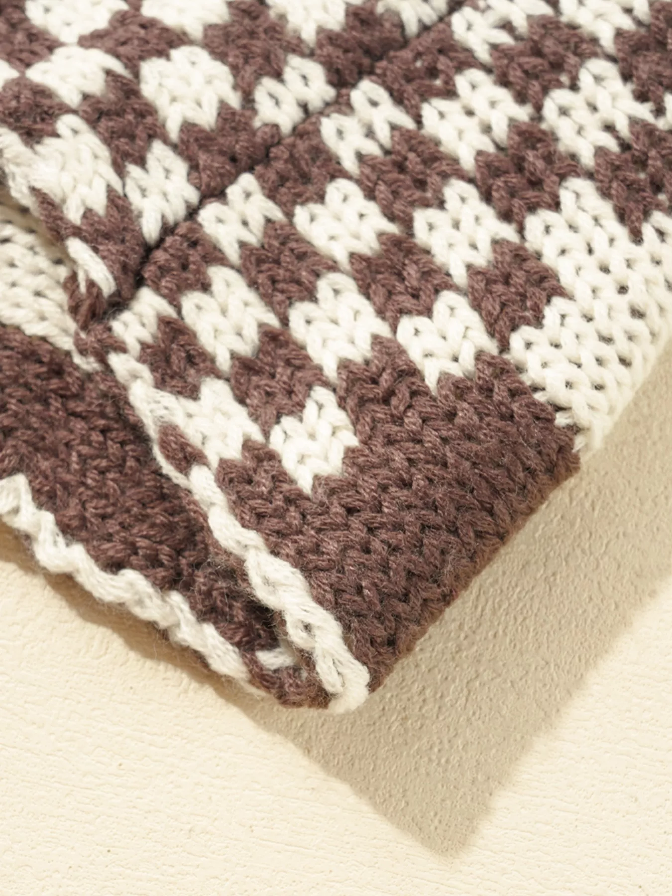 Checkerboard Pattern Sweater Cardigan - Image 7