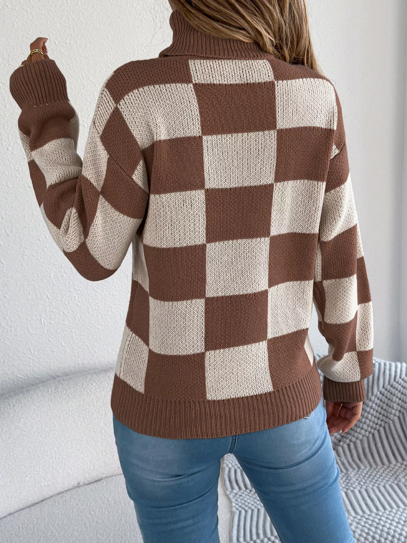Checkered Turtleneck Long Sleeve Sweater - Image 13