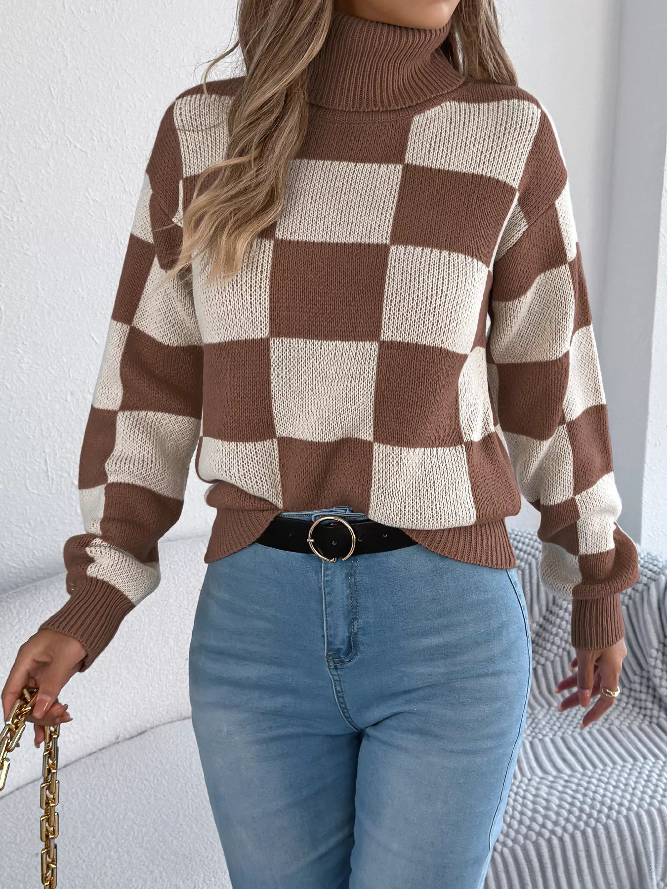 Checkered Turtleneck Long Sleeve Sweater - Image 15