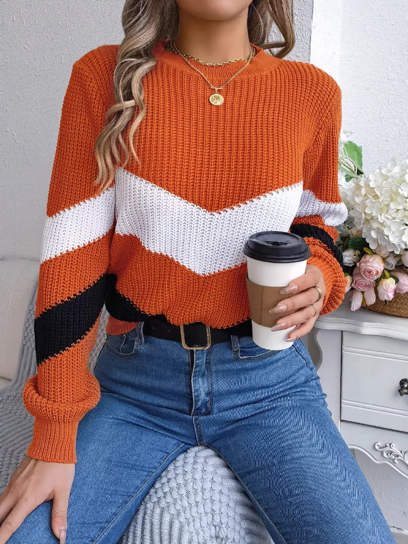 Chevron Stripe Color Block Round Neck Sweater - Image 3