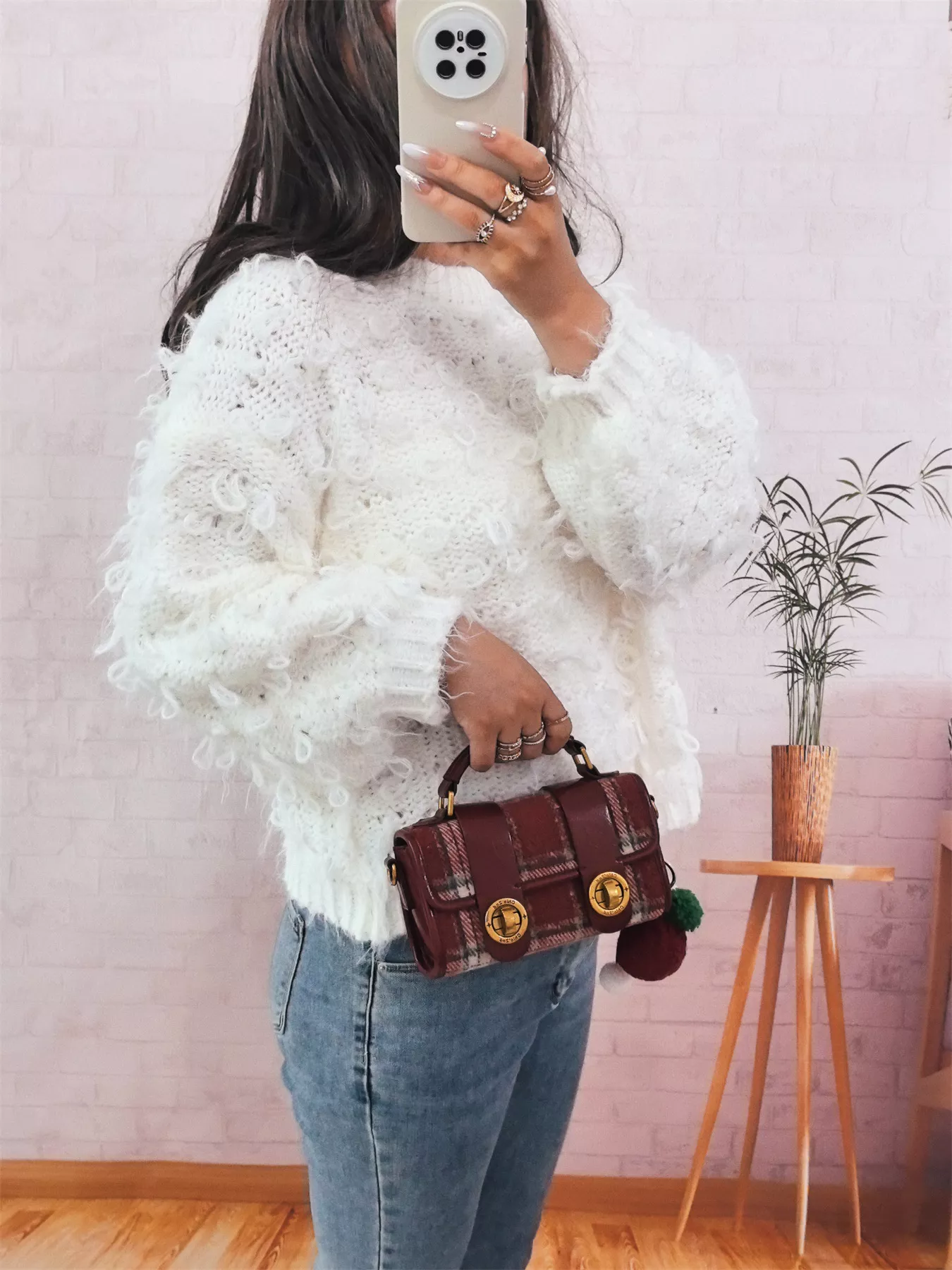 Chunky Round Neck Long Sleeve Sweater - Image 22