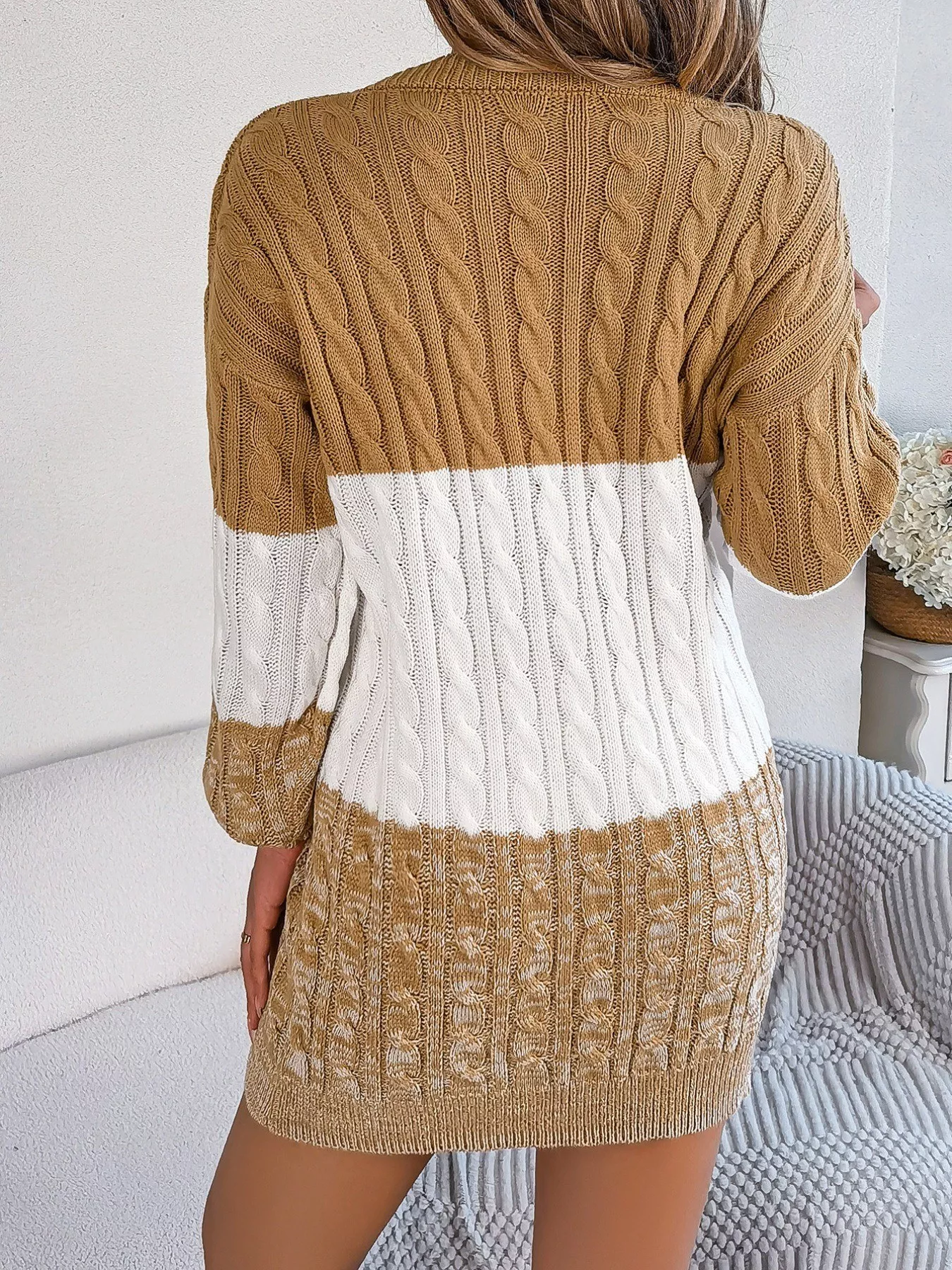 Color Block Cable Knit Sweater Dress with Textured Pattern - Image 8