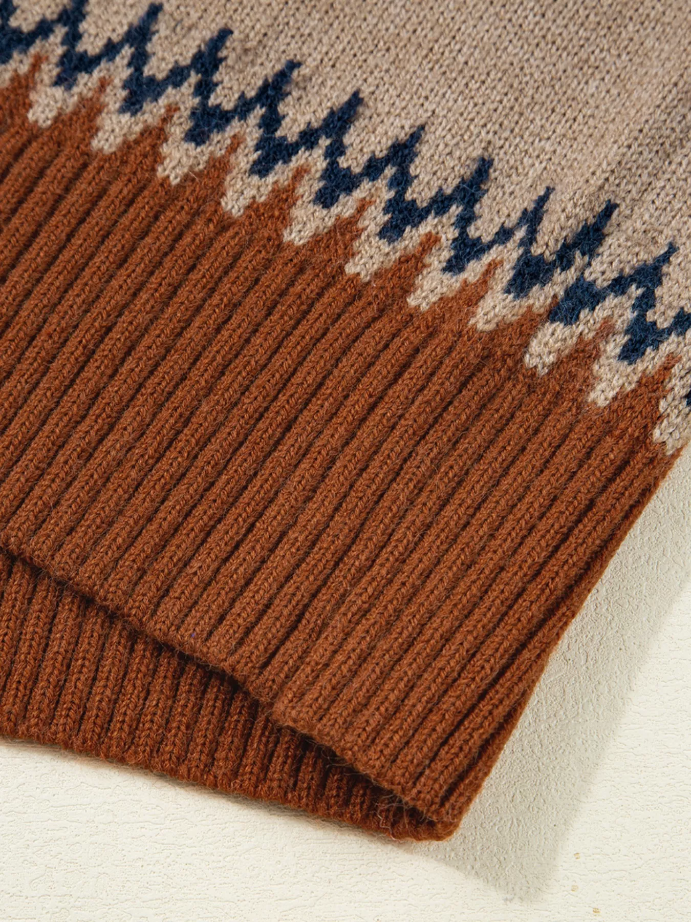 Color Block Crew Neck Sweater - Image 10