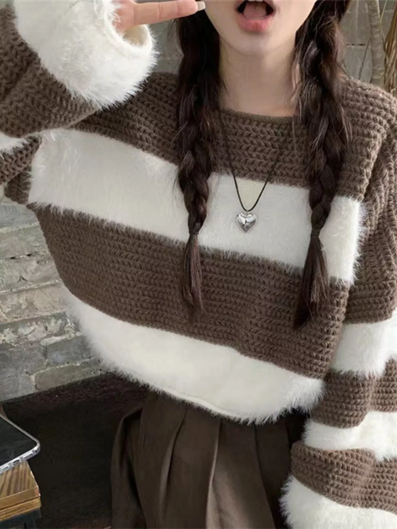 Color Block Dropped Shoulder Sweater - Image 5