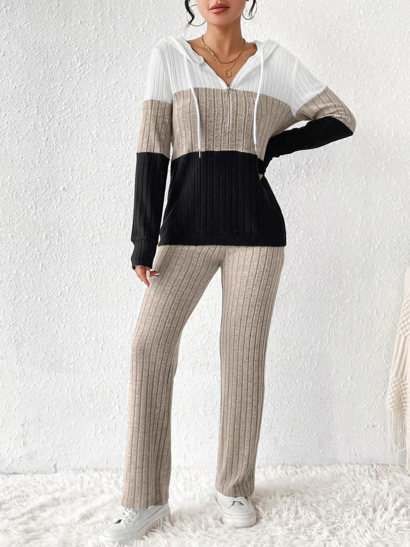 Color Block Half Zip Hooded Top and Pants Set - Image 2