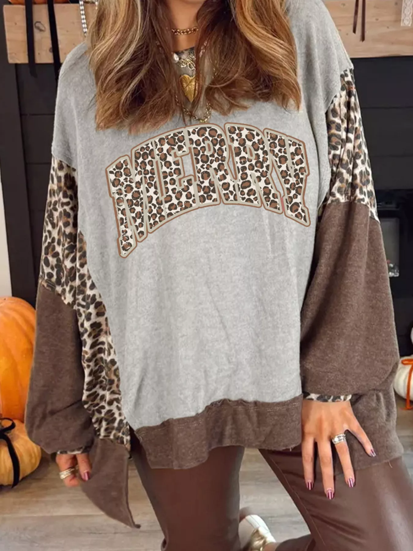 Color Block Leopard Contrast Letter Graphic Christmas Sweatshirt - Image 4
