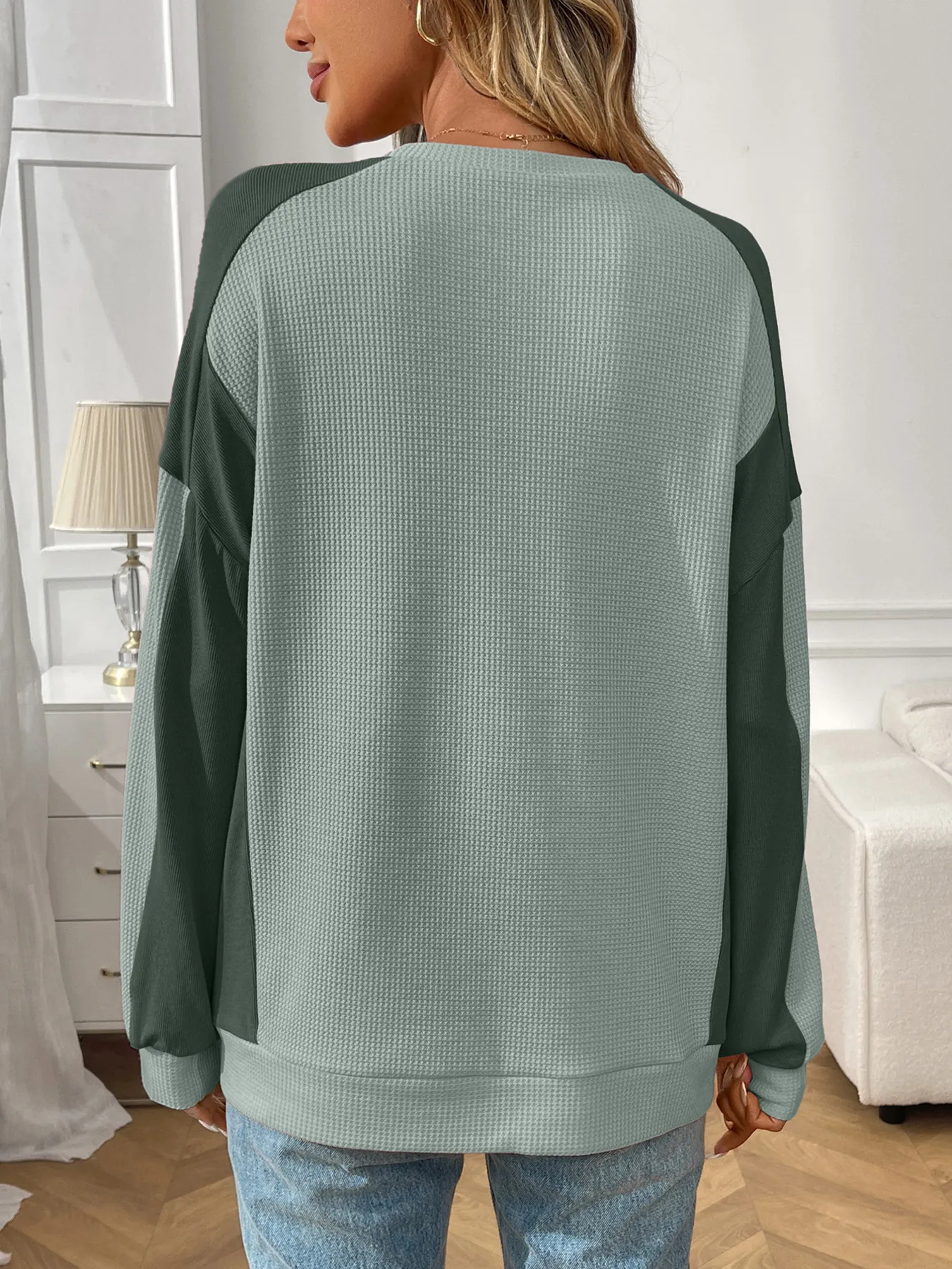 Color Block Long Sleeve Sweatshirt - Image 12