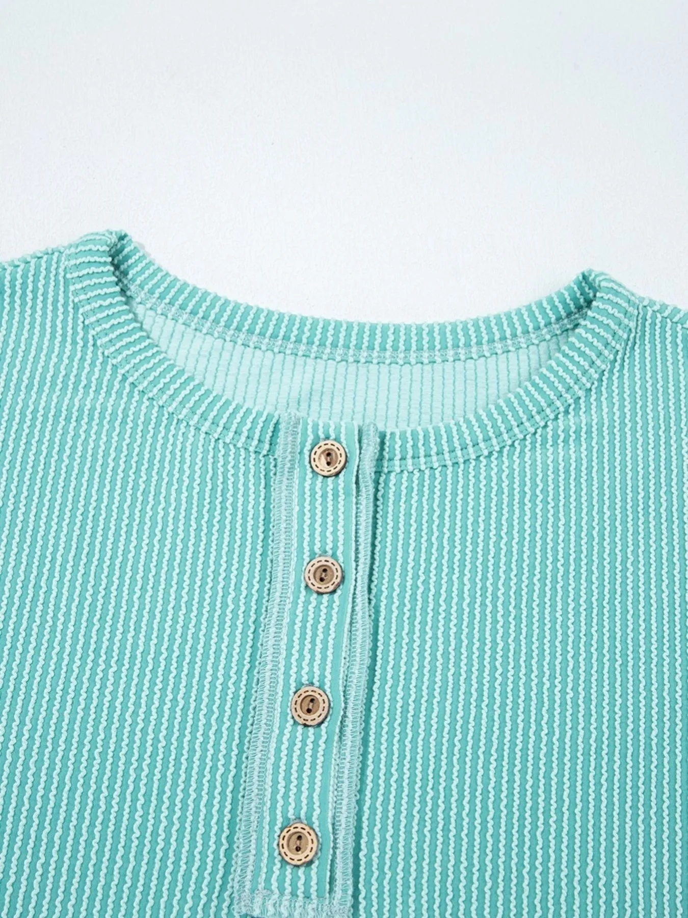 Color Block Ribbed Knit Henley Sweatshirt - Image 8