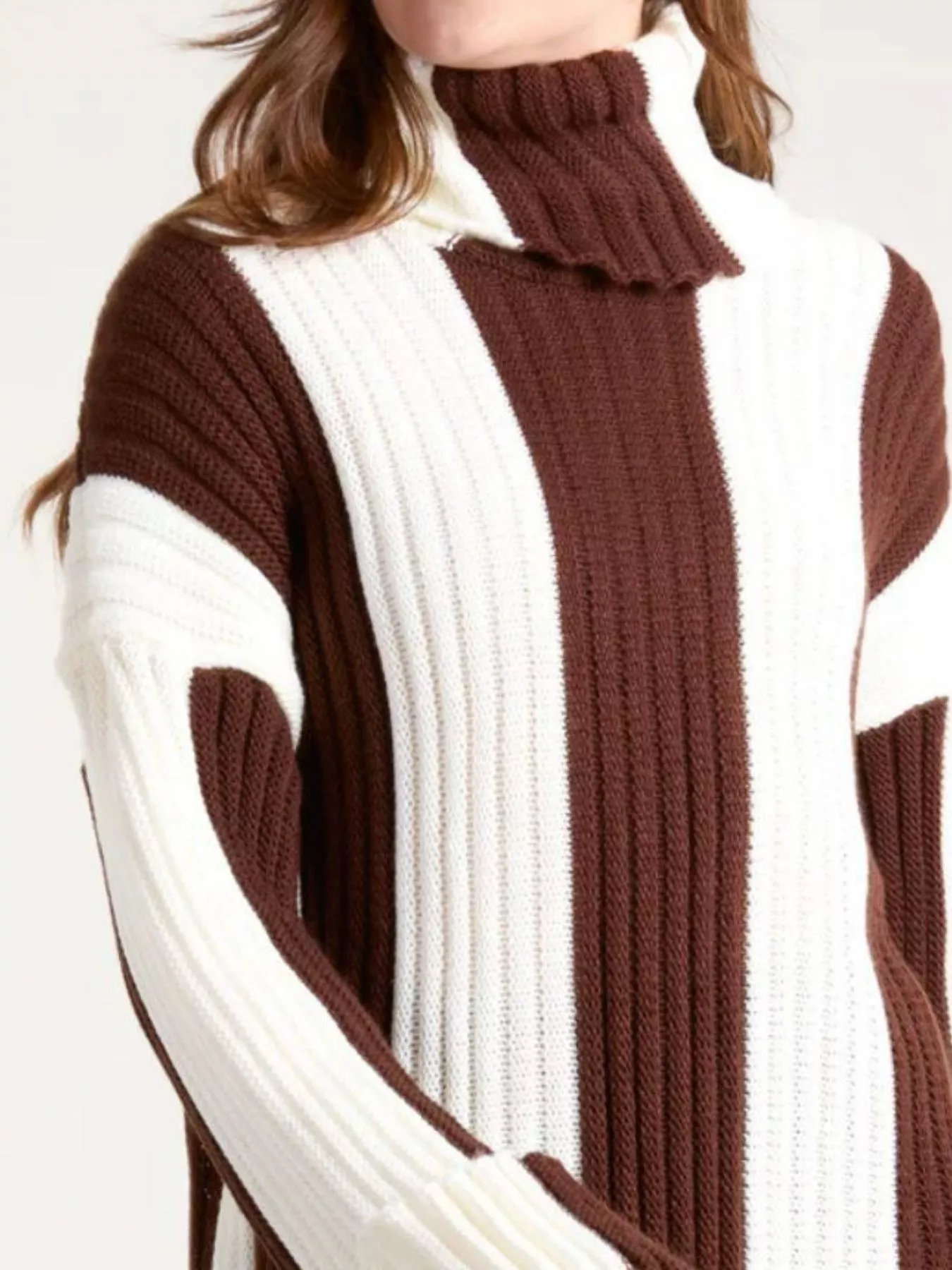 Color Block Ribbed Turtleneck Sweater - Image 15