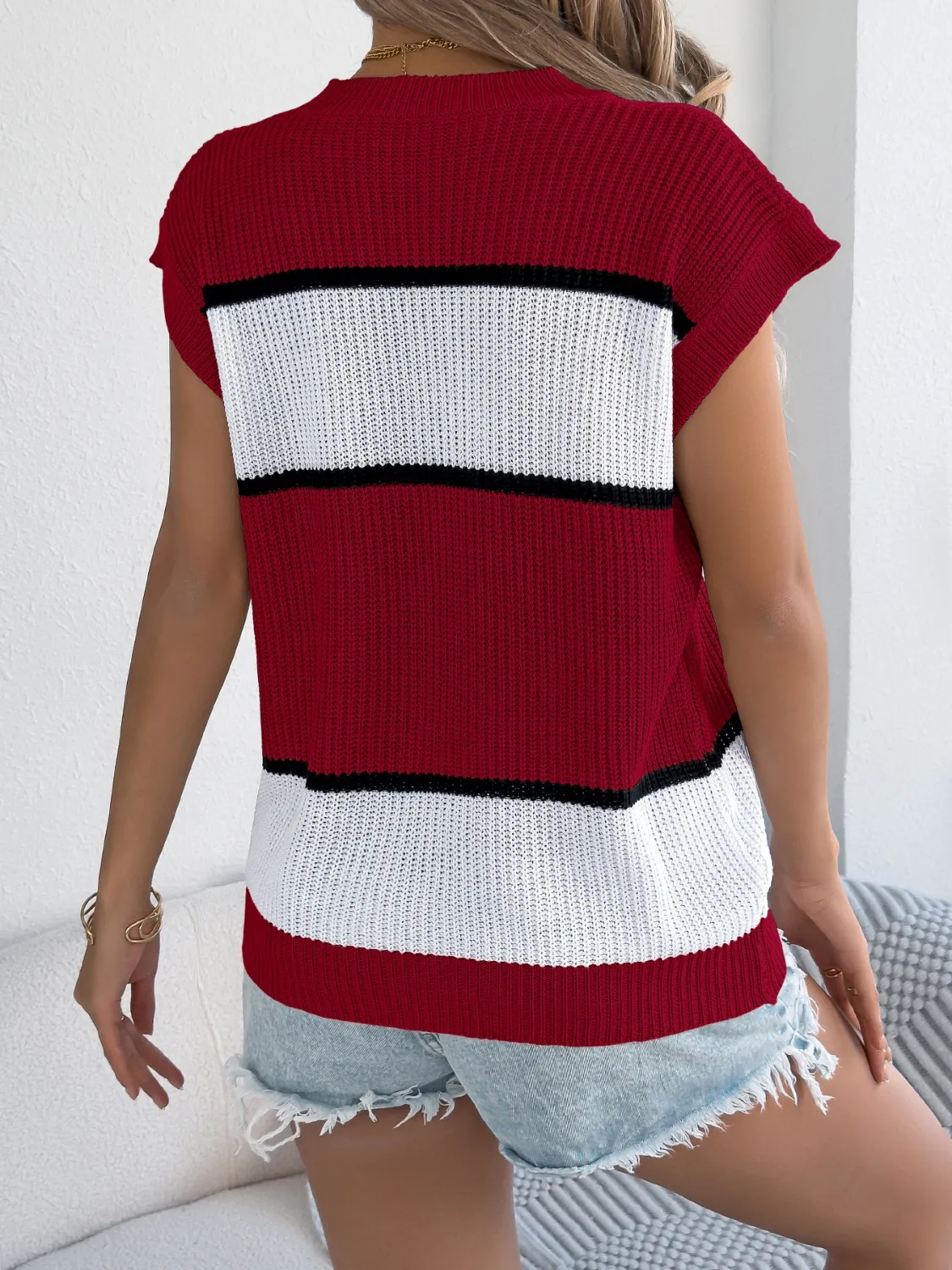 Color Block Round Neck Cap Sleeve Knit Top - Image 15