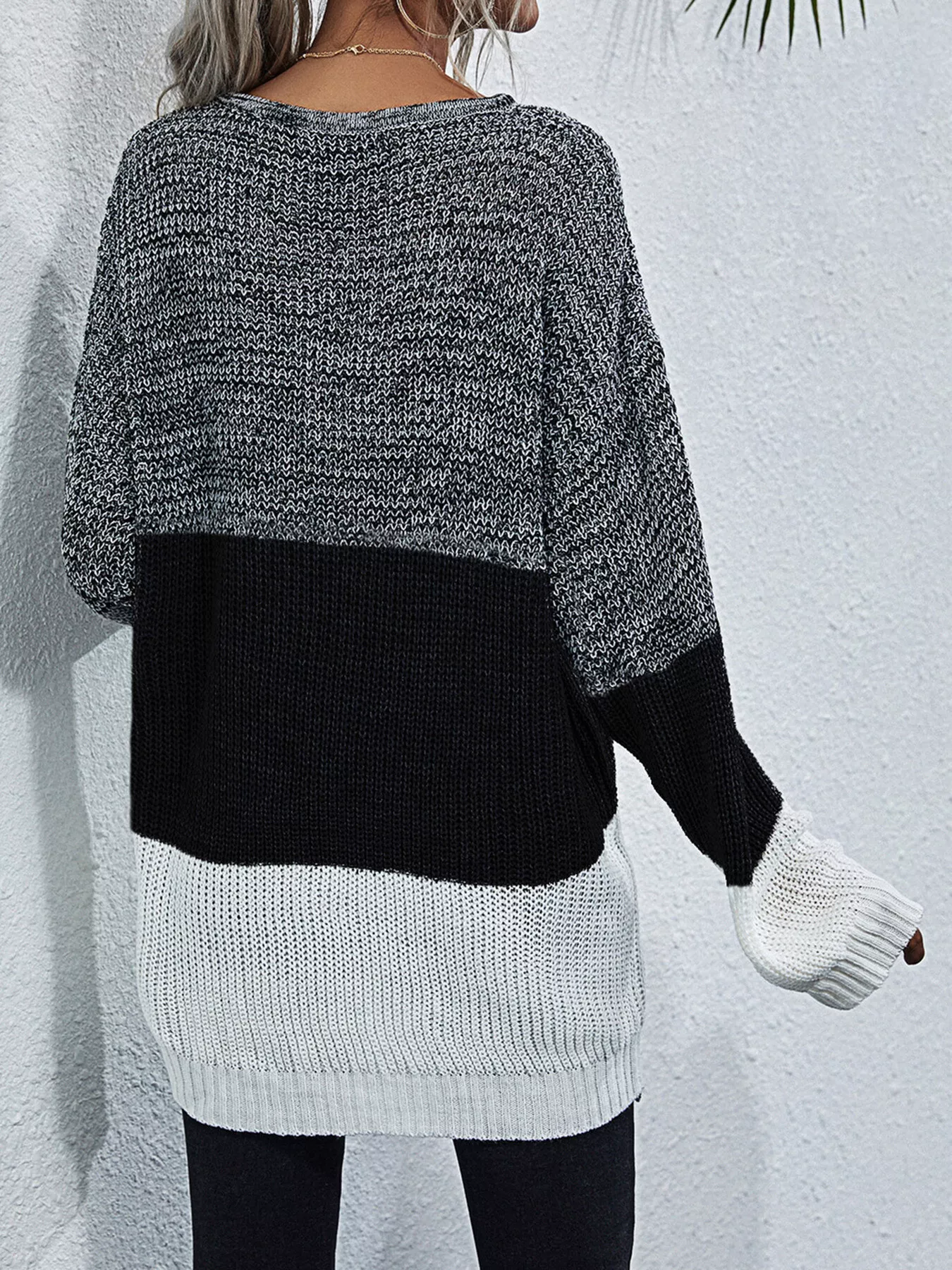 Color Block Round Neck Oversized Sweater - Image 5