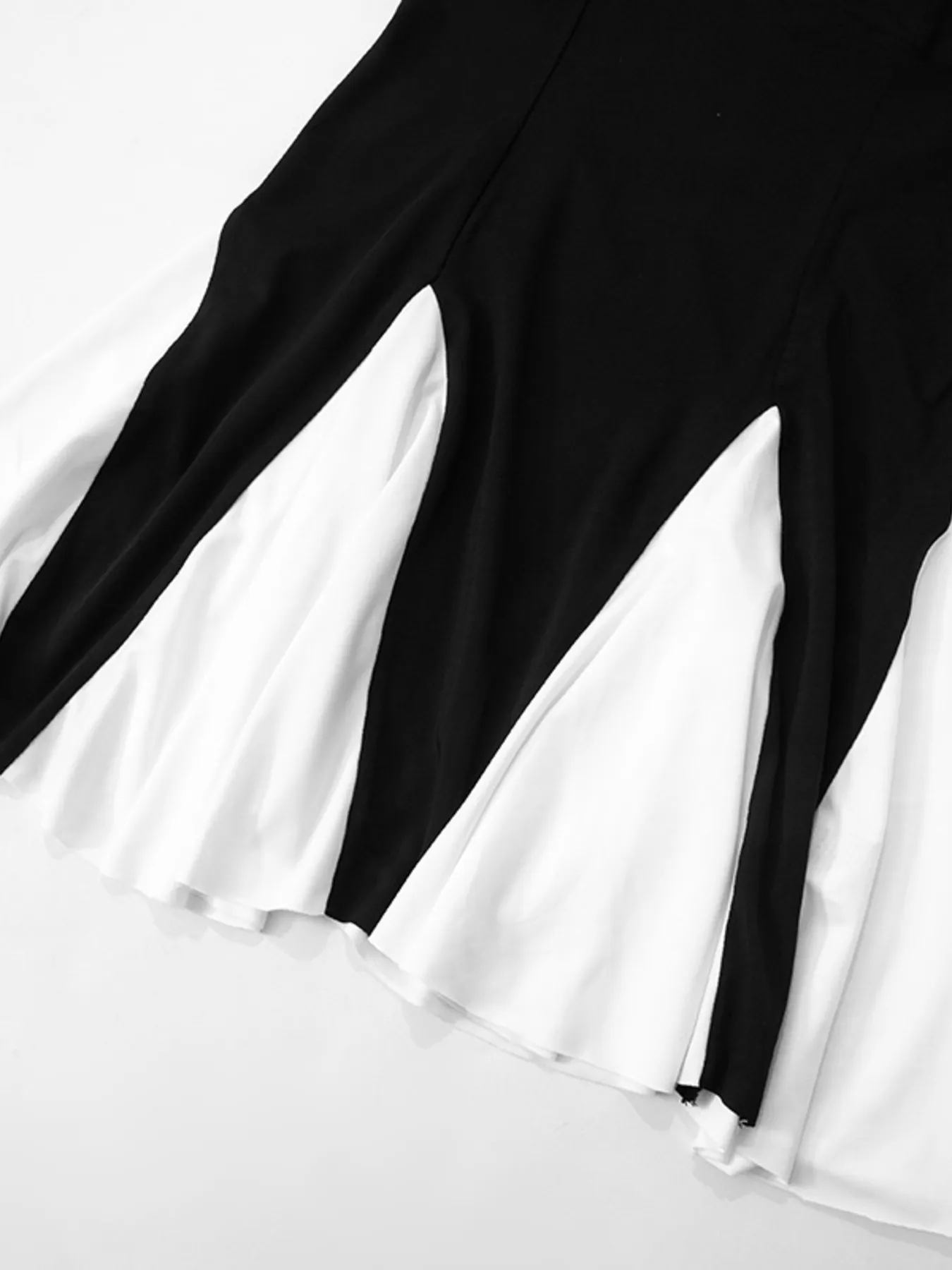 Contrast Mini Cami Dress with Flared Hem - Image 7