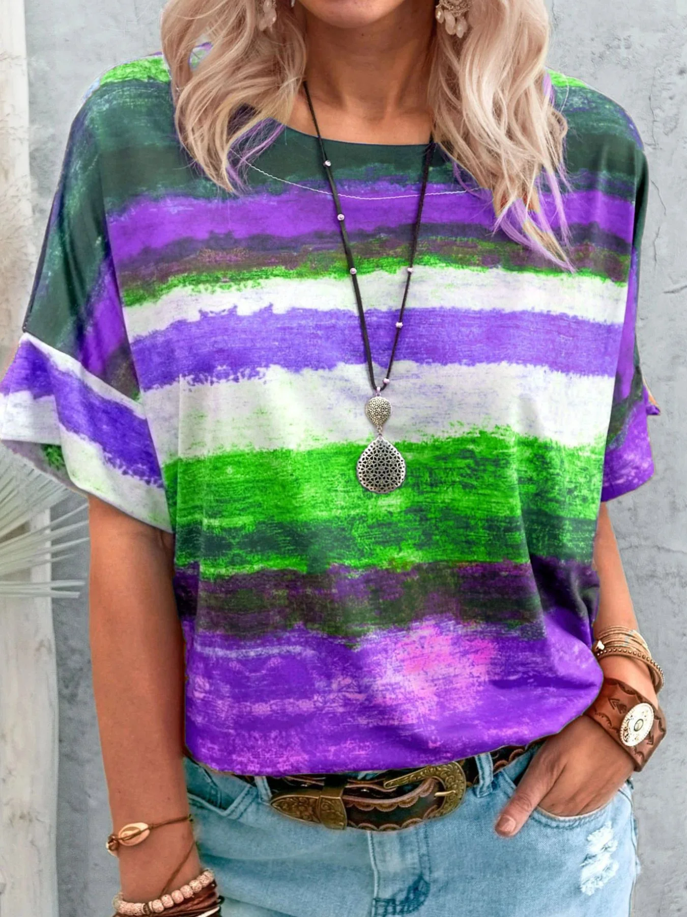 Contrast Round Neck Casual T-Shirt - Image 13