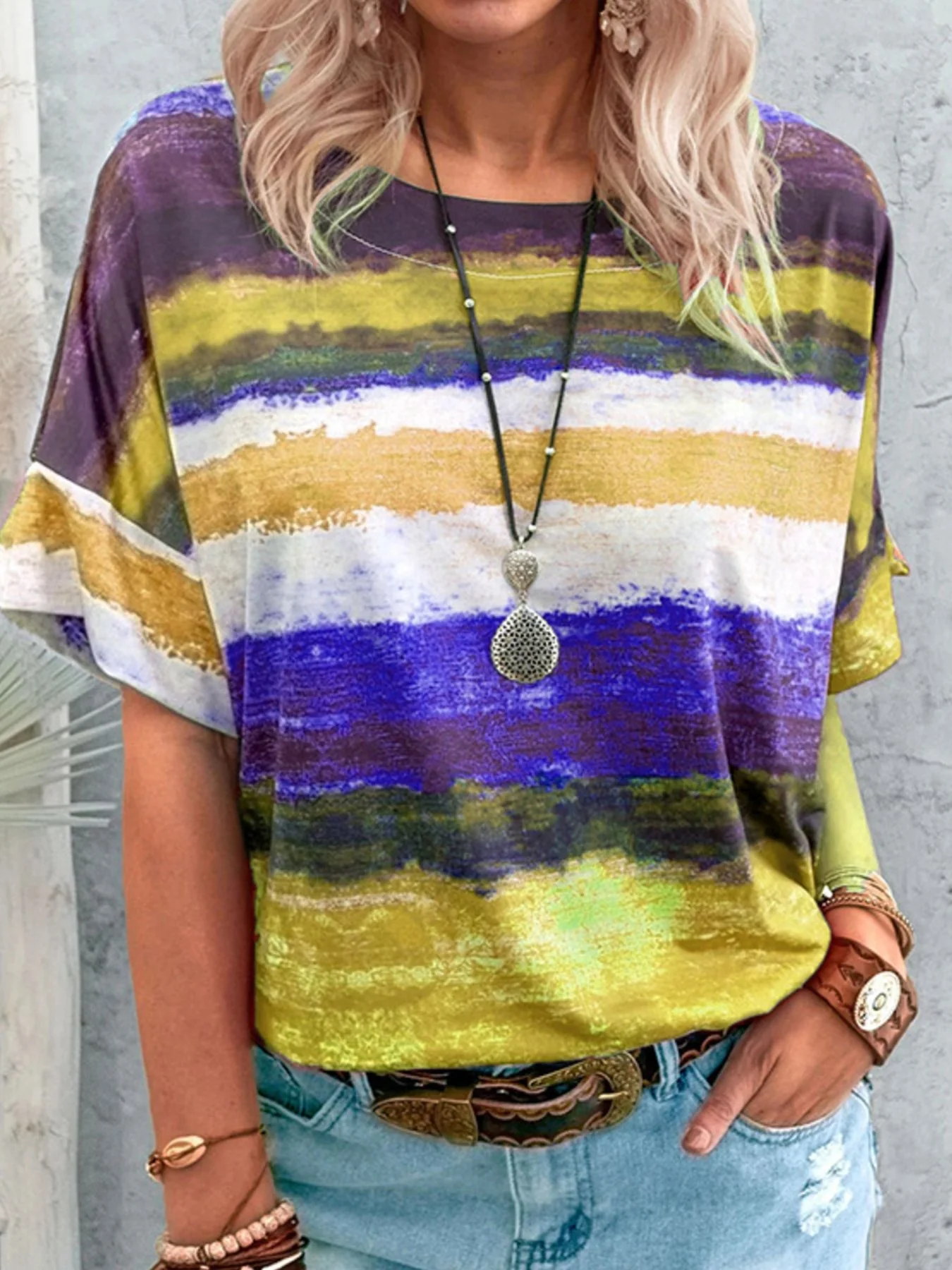 Contrast Round Neck Casual T-Shirt - Image 4