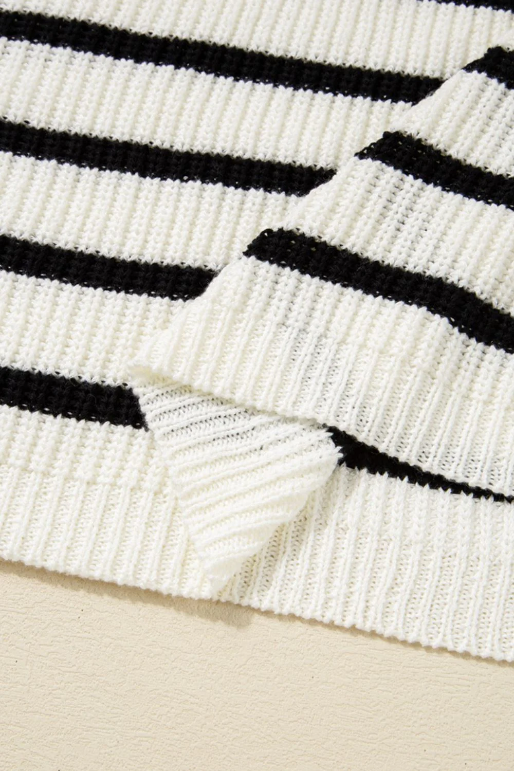 Contrast Striped Drawstring Detail Sleeveless Sweater Dress - Image 11