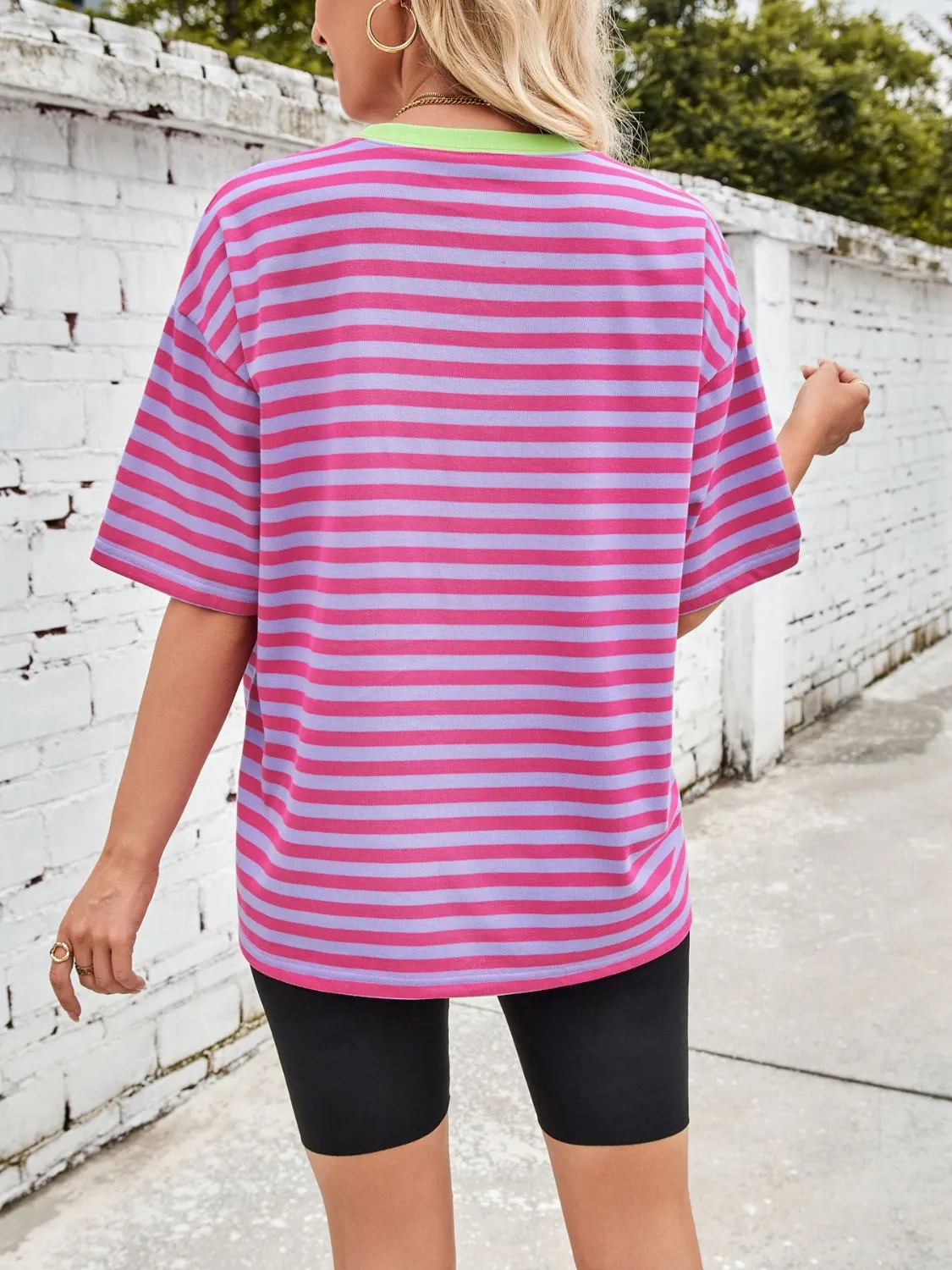 Contrast Striped Round Neck T-Shirt - Image 4