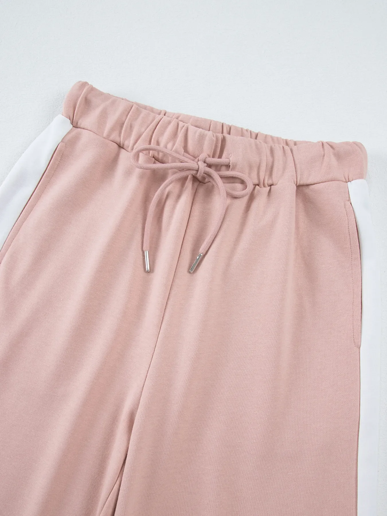 Contrast Trim Round Neck Top and Pants Set - Image 8