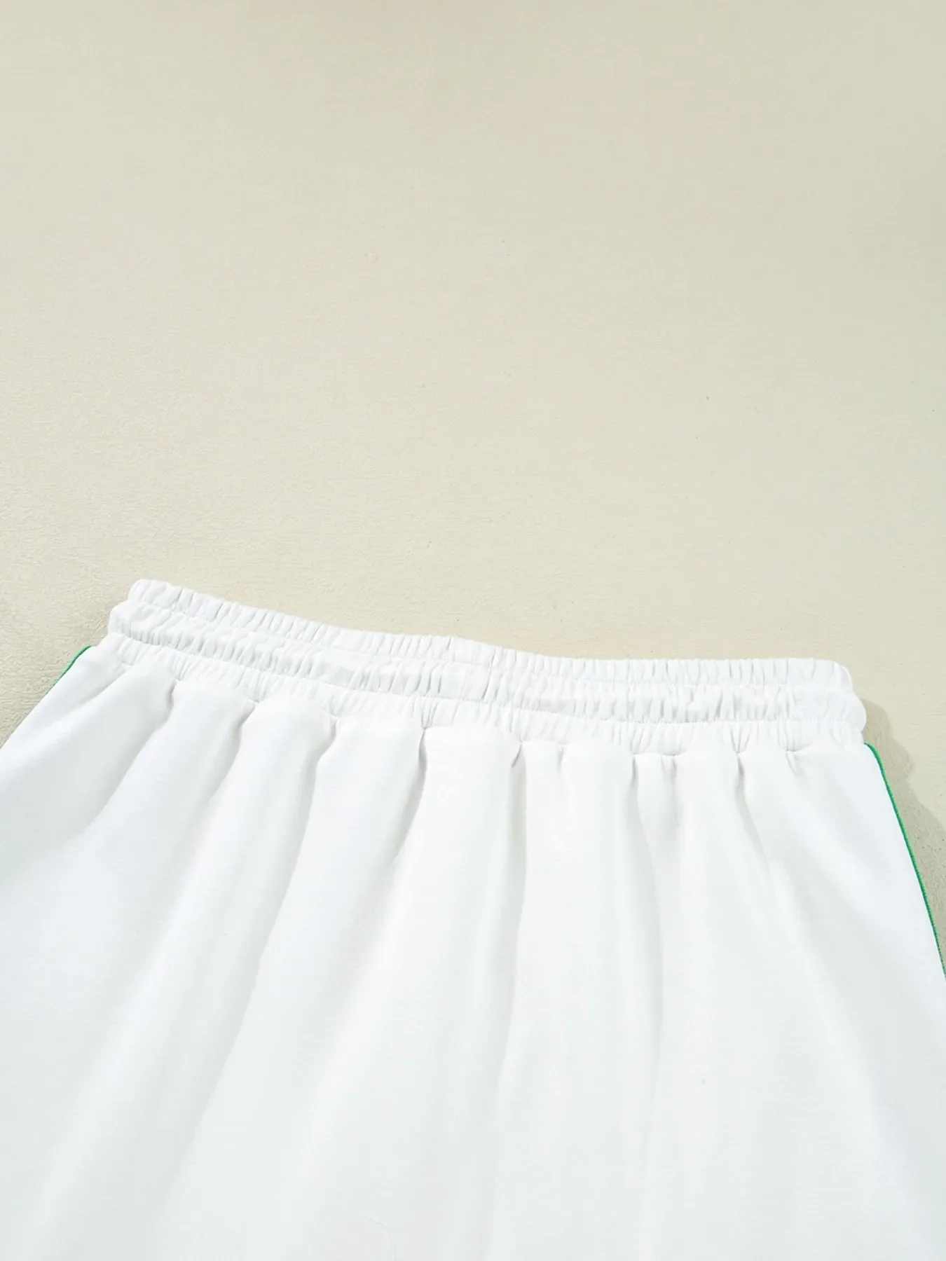 Contrast Trim Top and Mini Skirt Set - Image 13