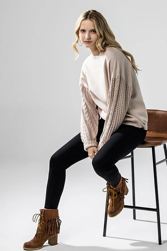 Cozy Solid Body Contrast Cable Knit Sweater - Image 3