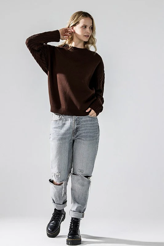 Cozy Solid Body Contrast Cable Knit Sweater - Image 15