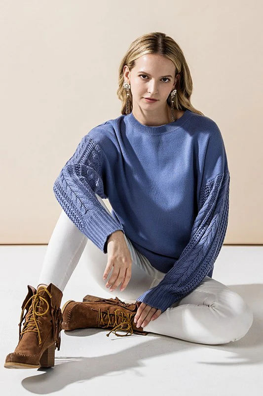 Cozy Solid Body Contrast Cable Knit Sweater - Image 4